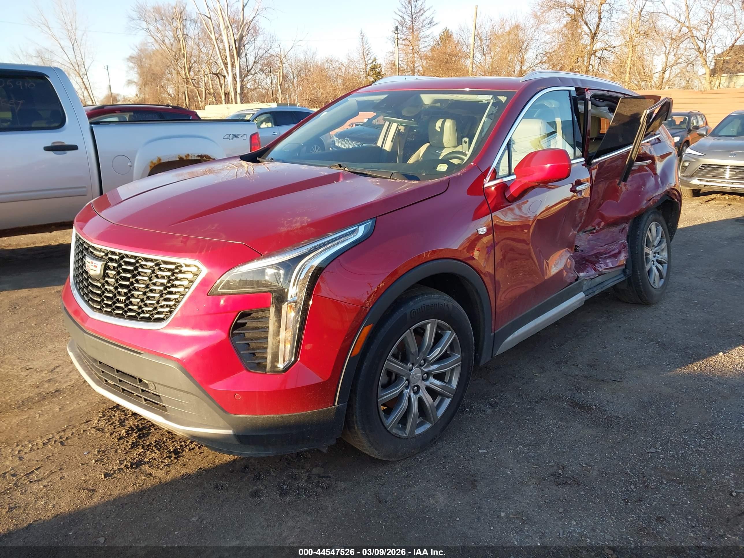 CADILLAC XT4 image 2