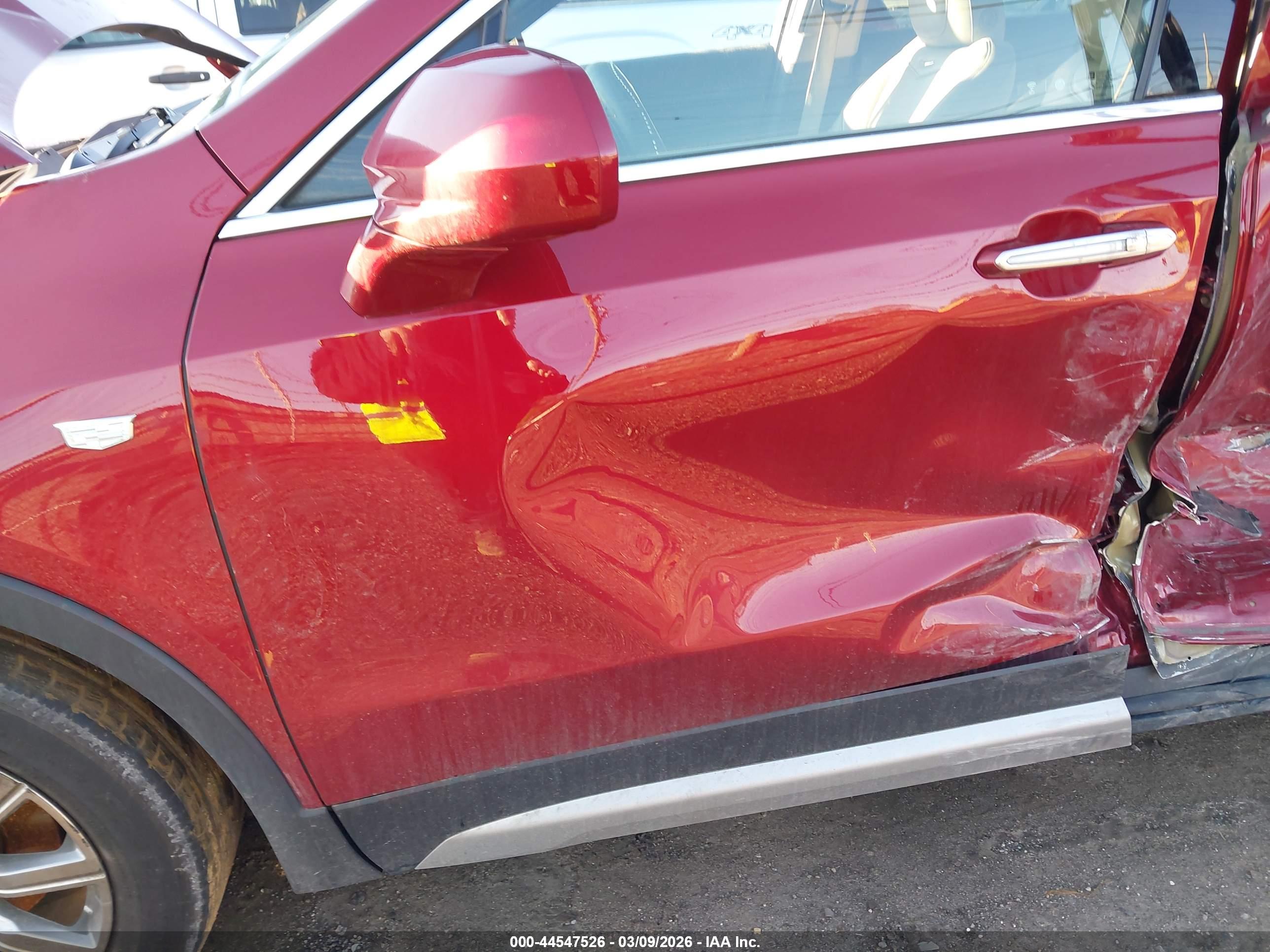 CADILLAC XT4 image 6