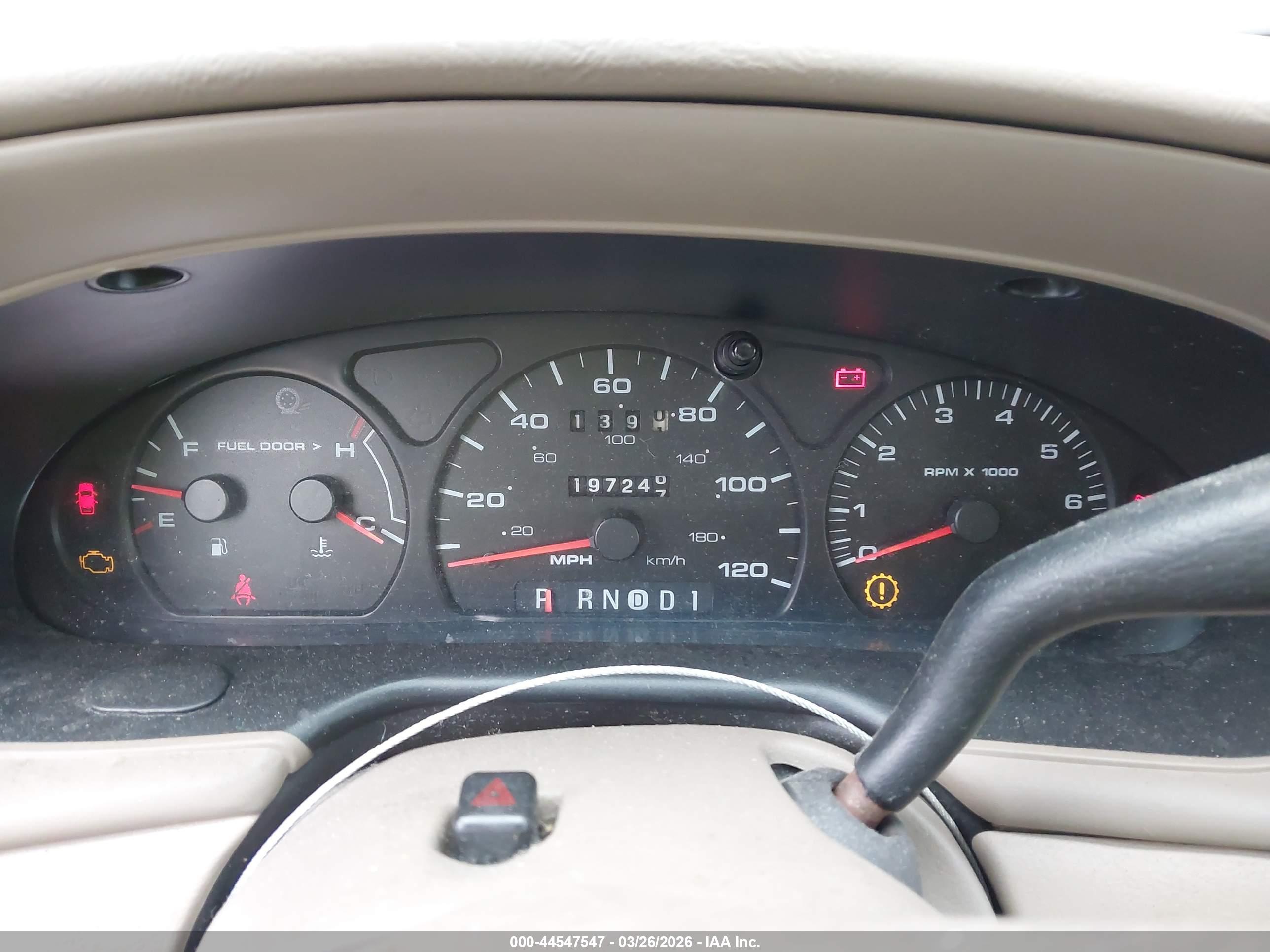 FORD TAURUS image 7