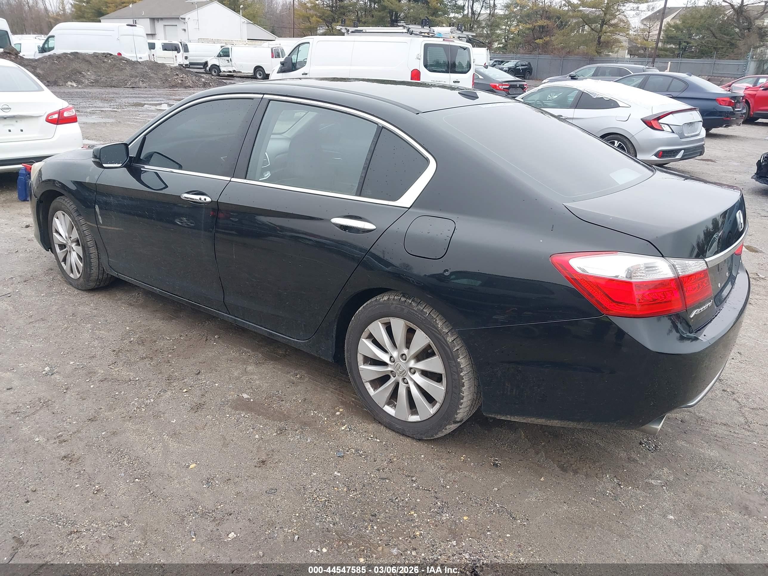 HONDA ACCORD image 3