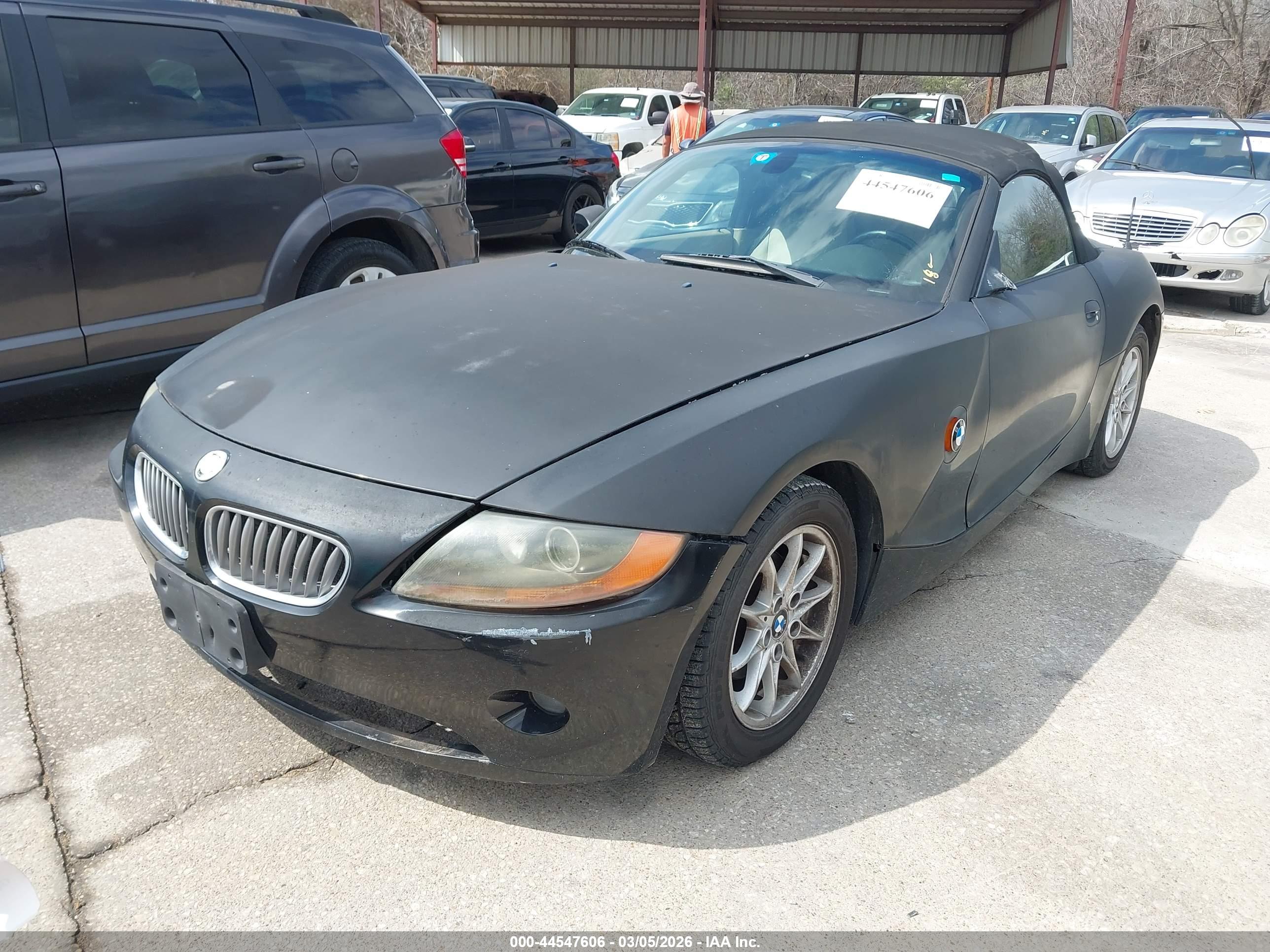 BMW Z4 image 2