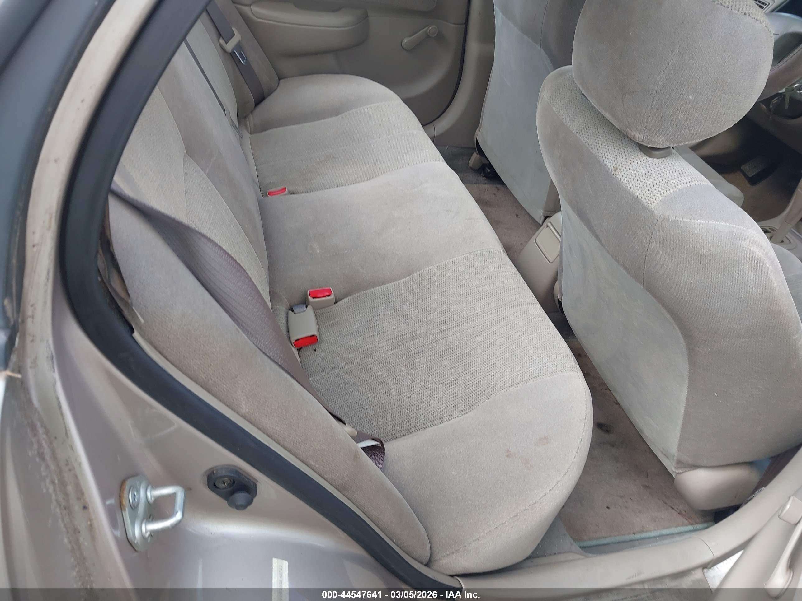TOYOTA COROLLA image 8