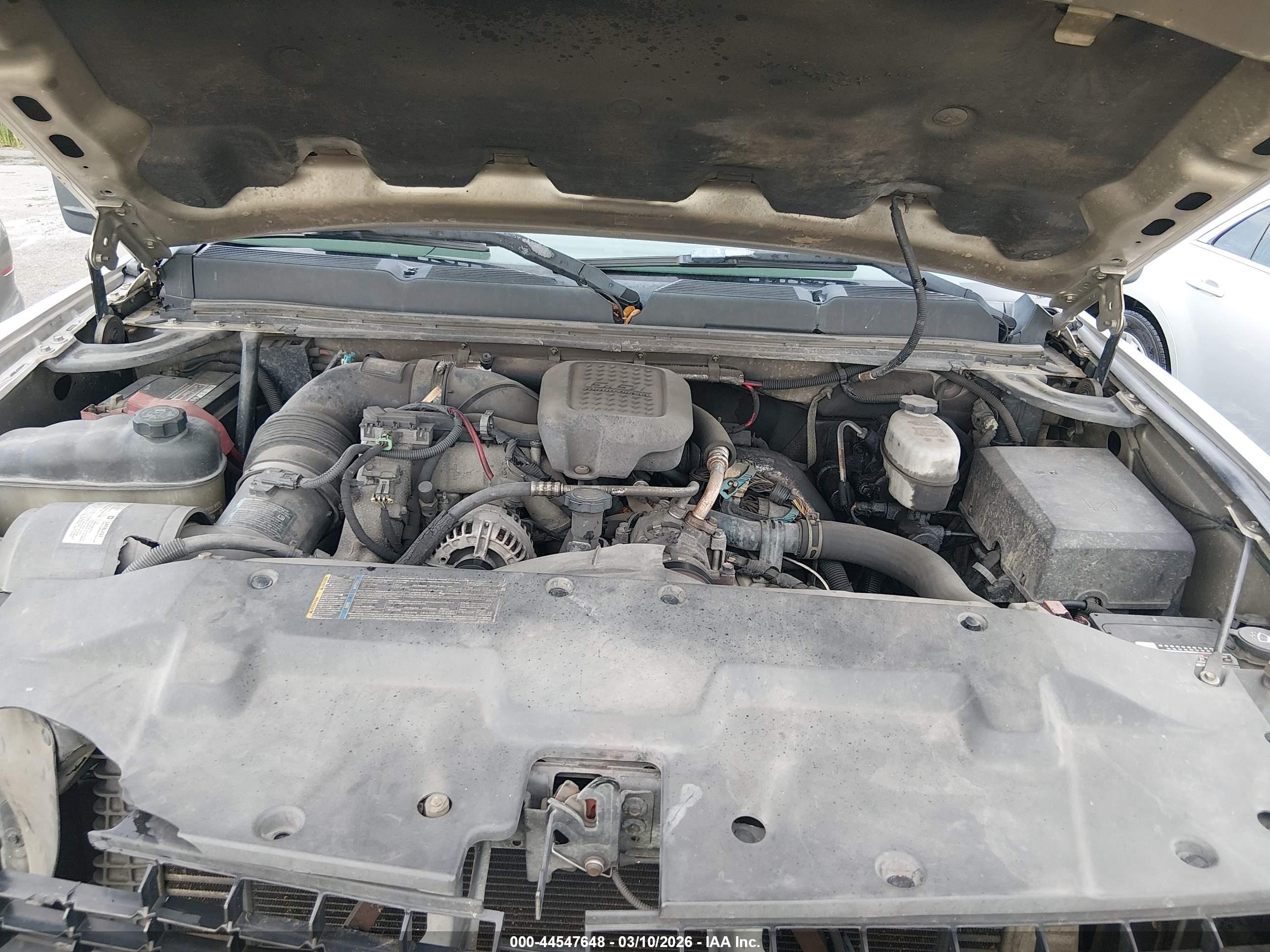 CHEVROLET SILVERADO image 10