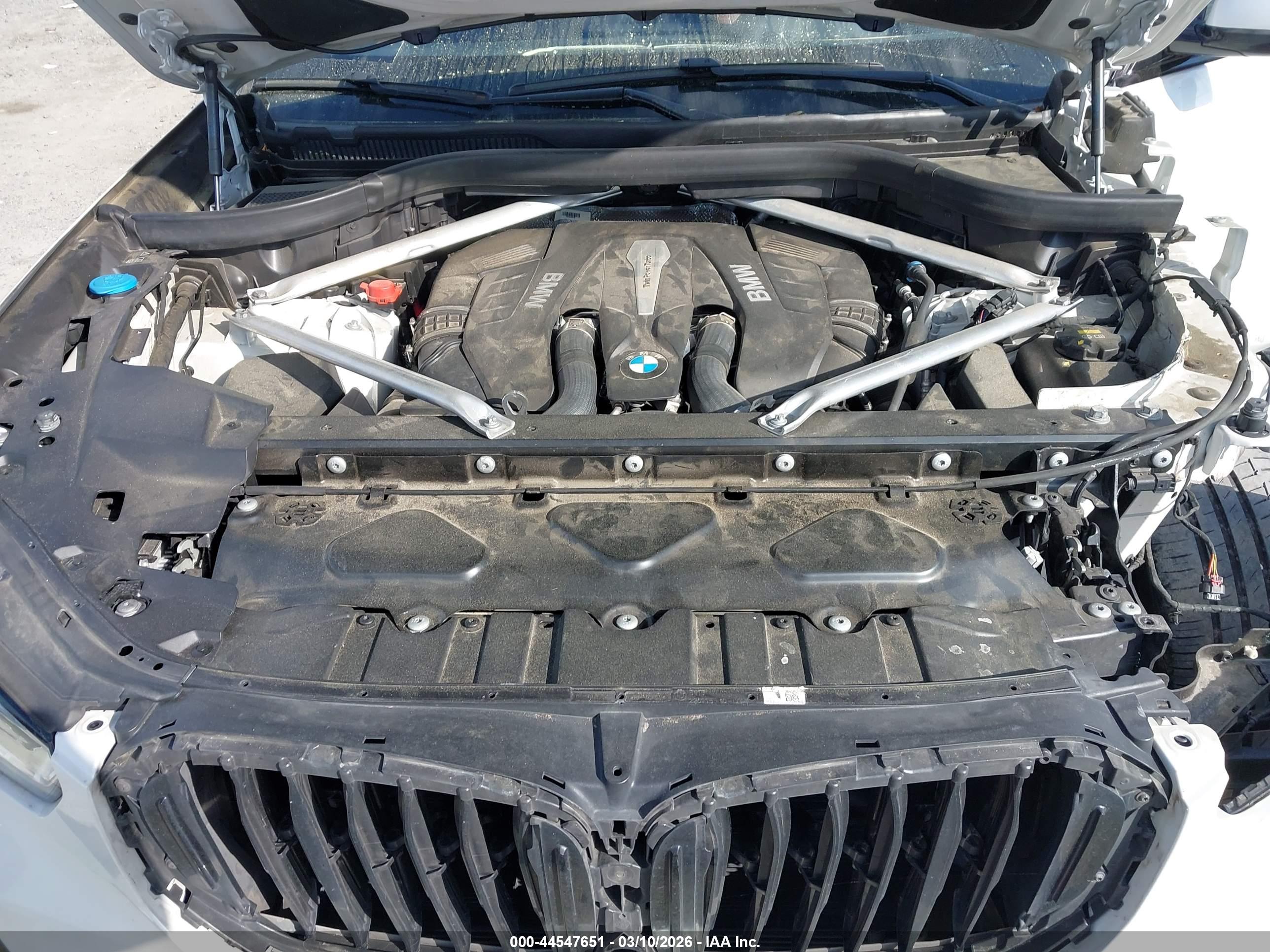 BMW X5 image 10