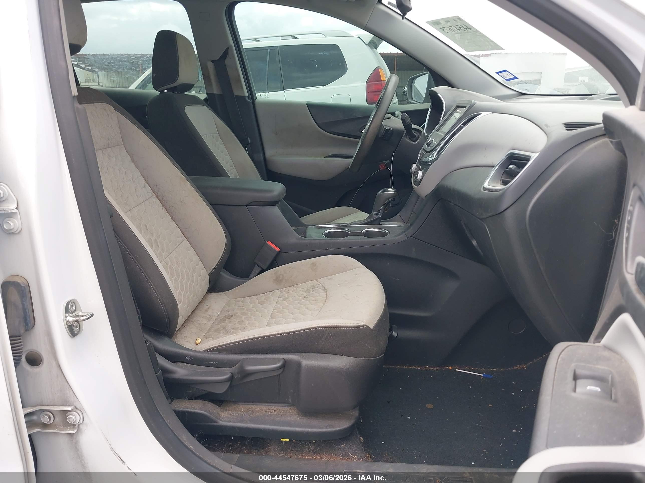 CHEVROLET EQUINOX image 5