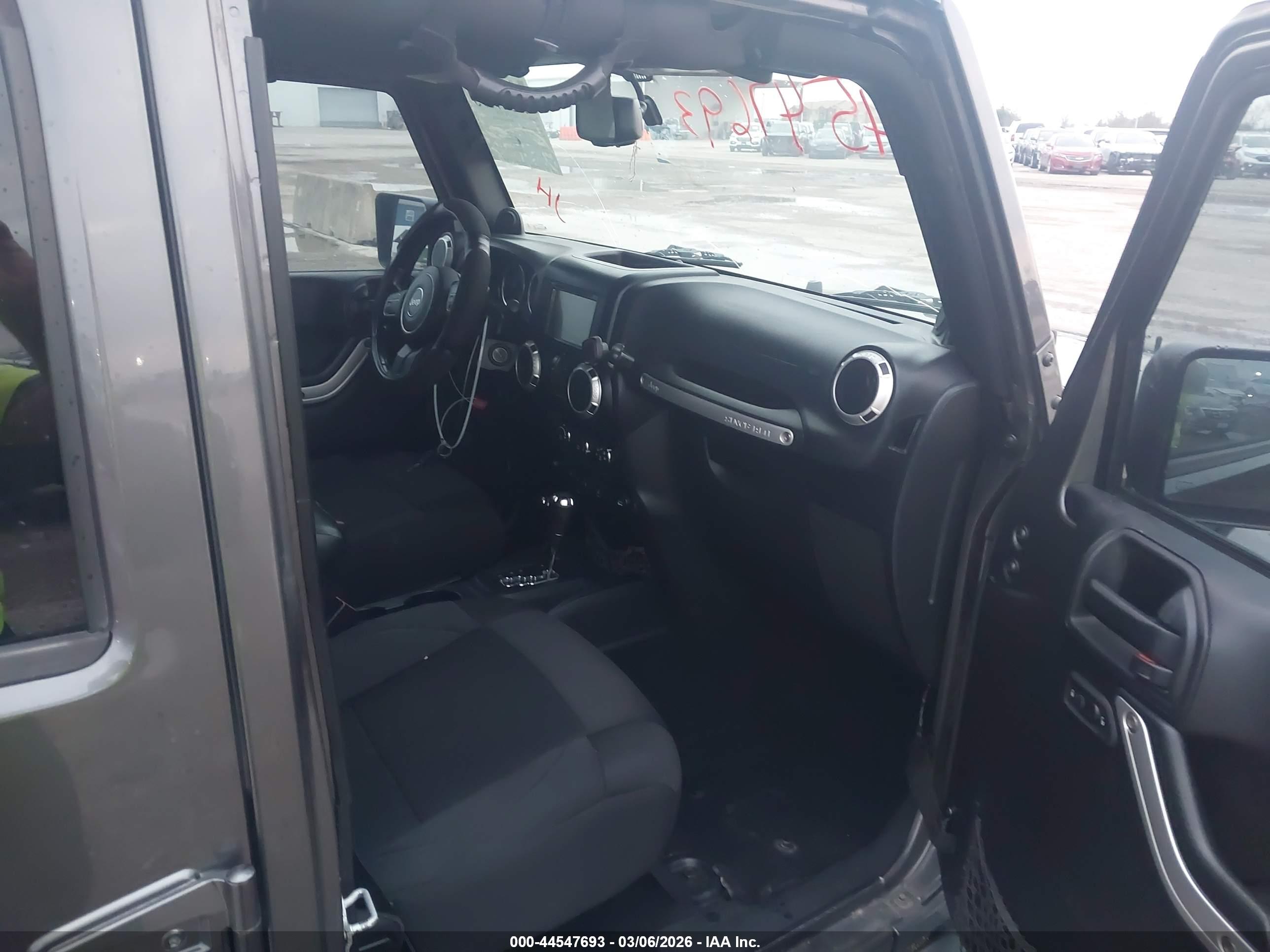 JEEP WRANGLER image 5
