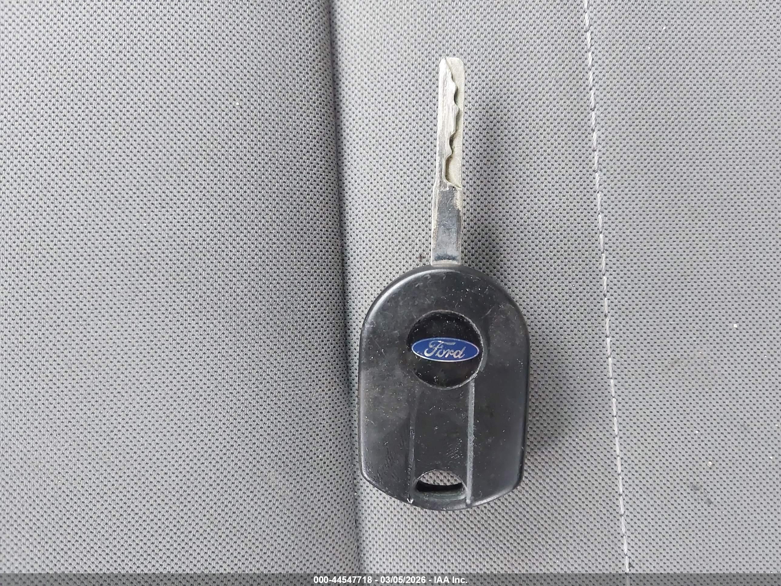 FORD ESCAPE image 11