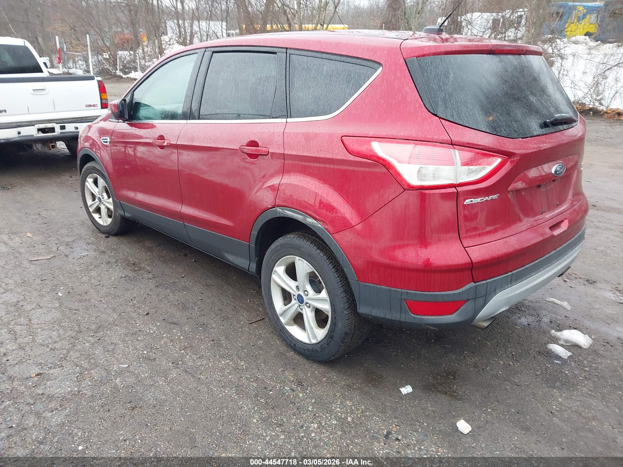 FORD ESCAPE image 3