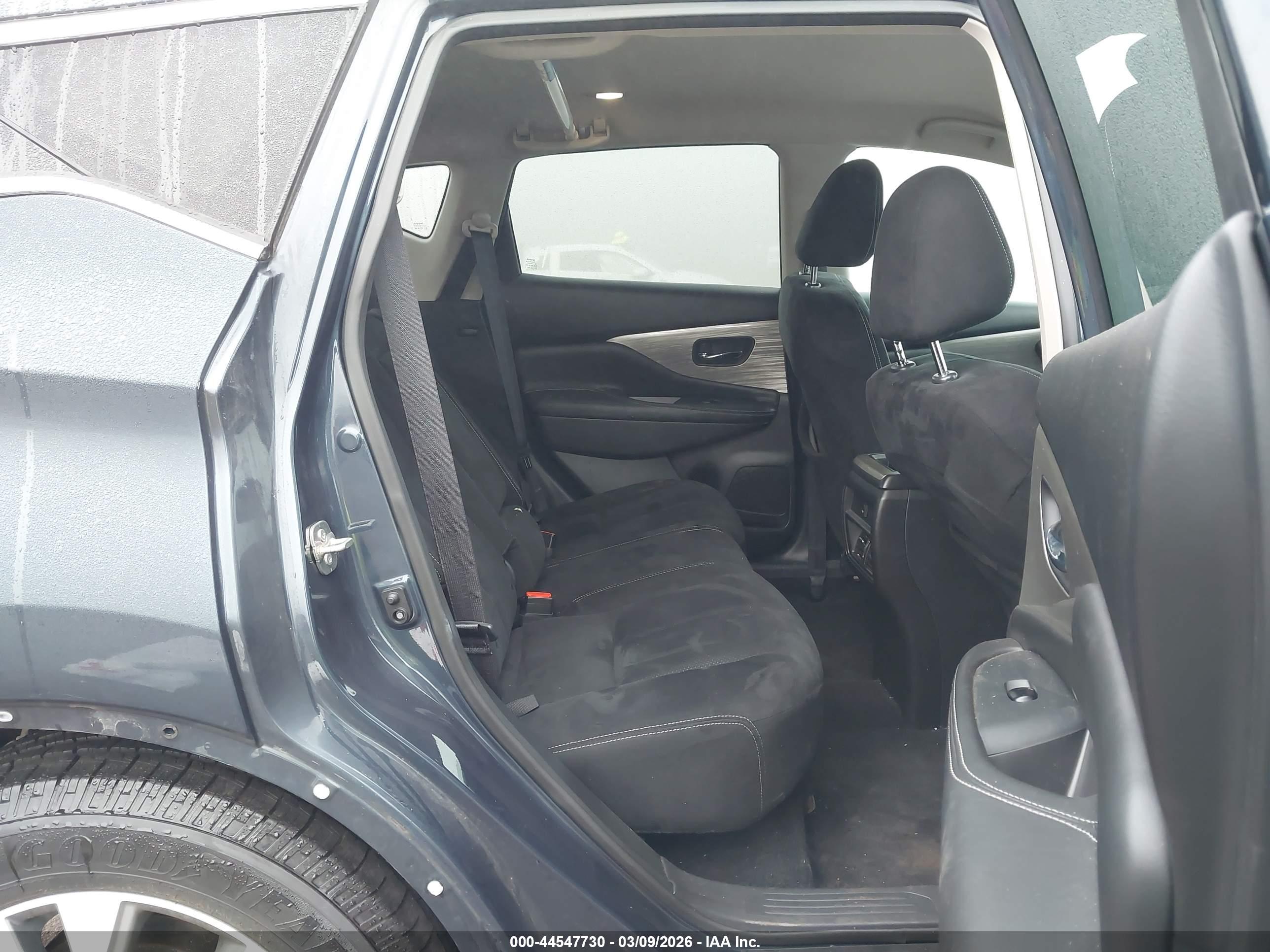 NISSAN MURANO image 8