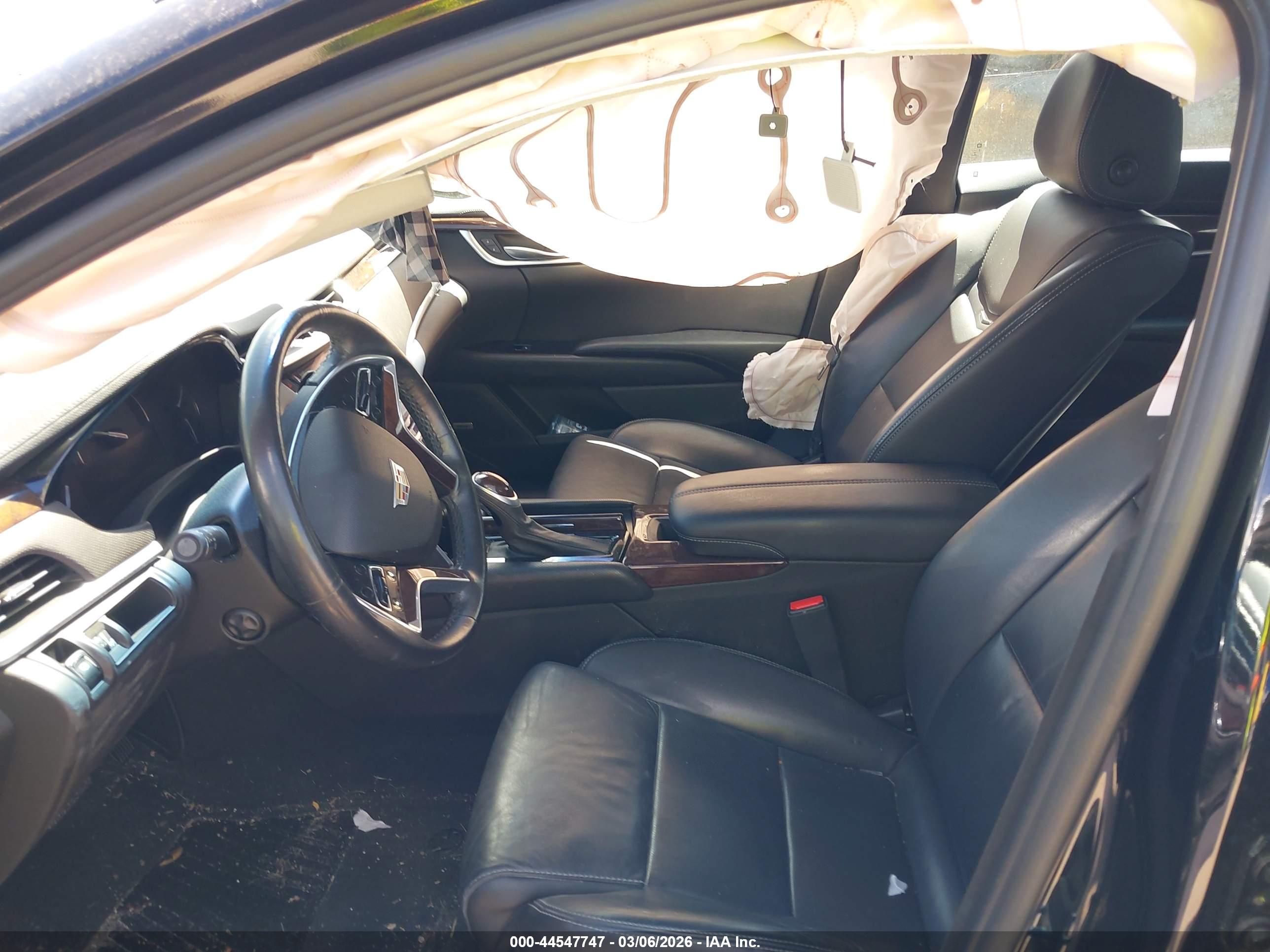 CADILLAC XTS image 5
