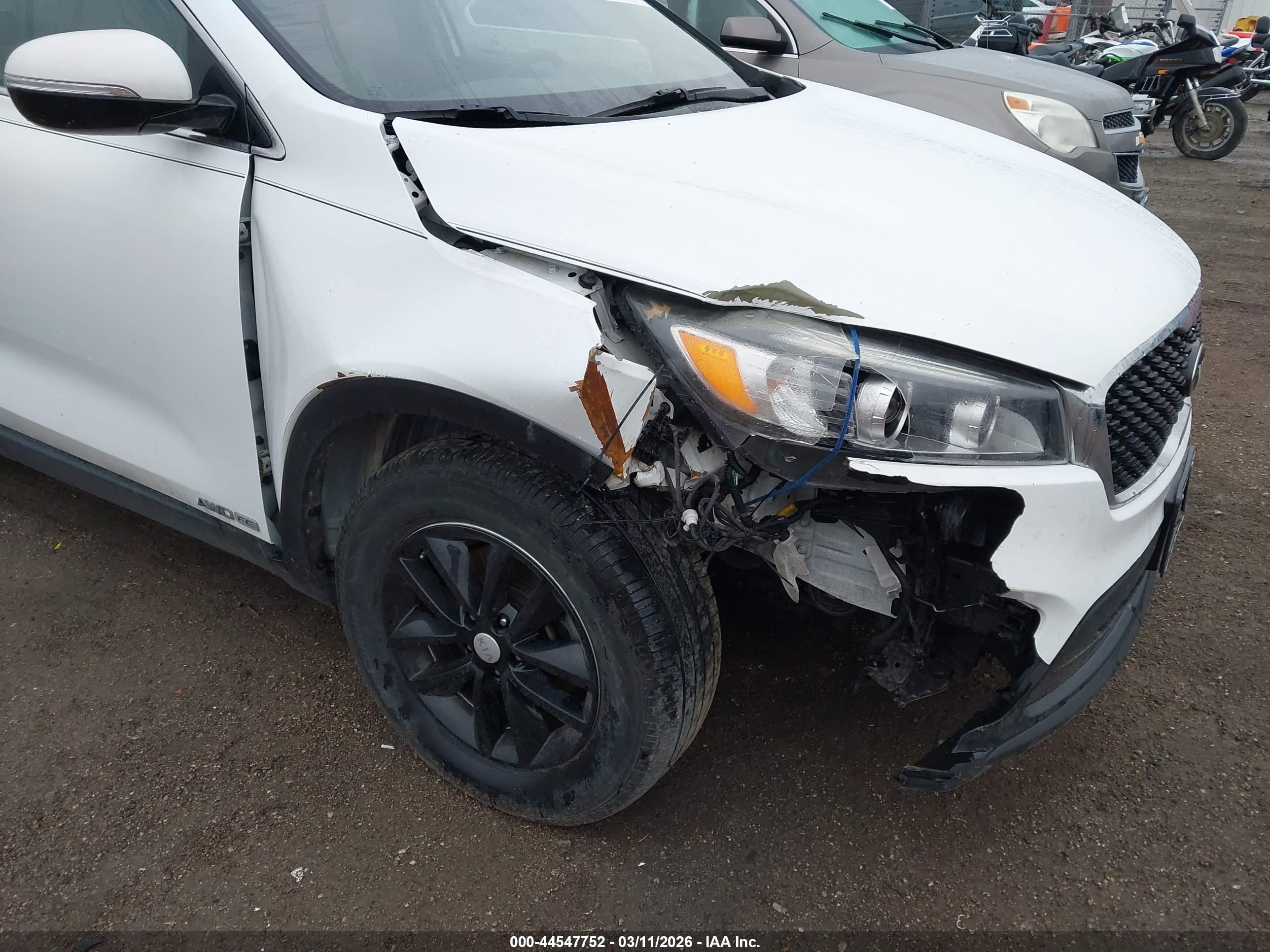 KIA SORENTO image 6