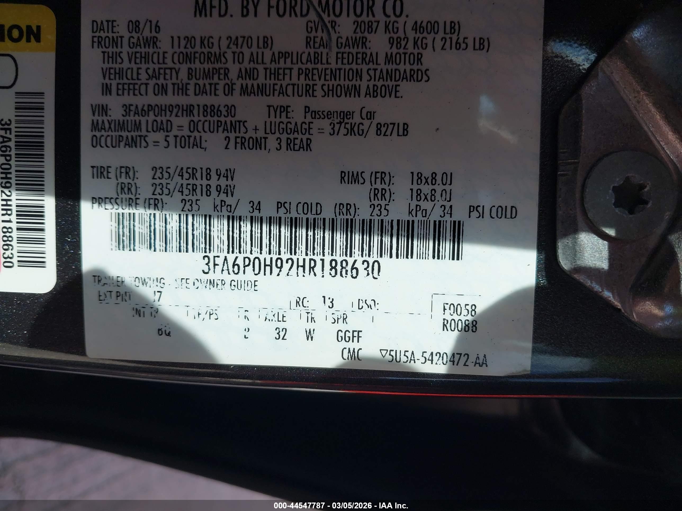 FORD FUSION image 9