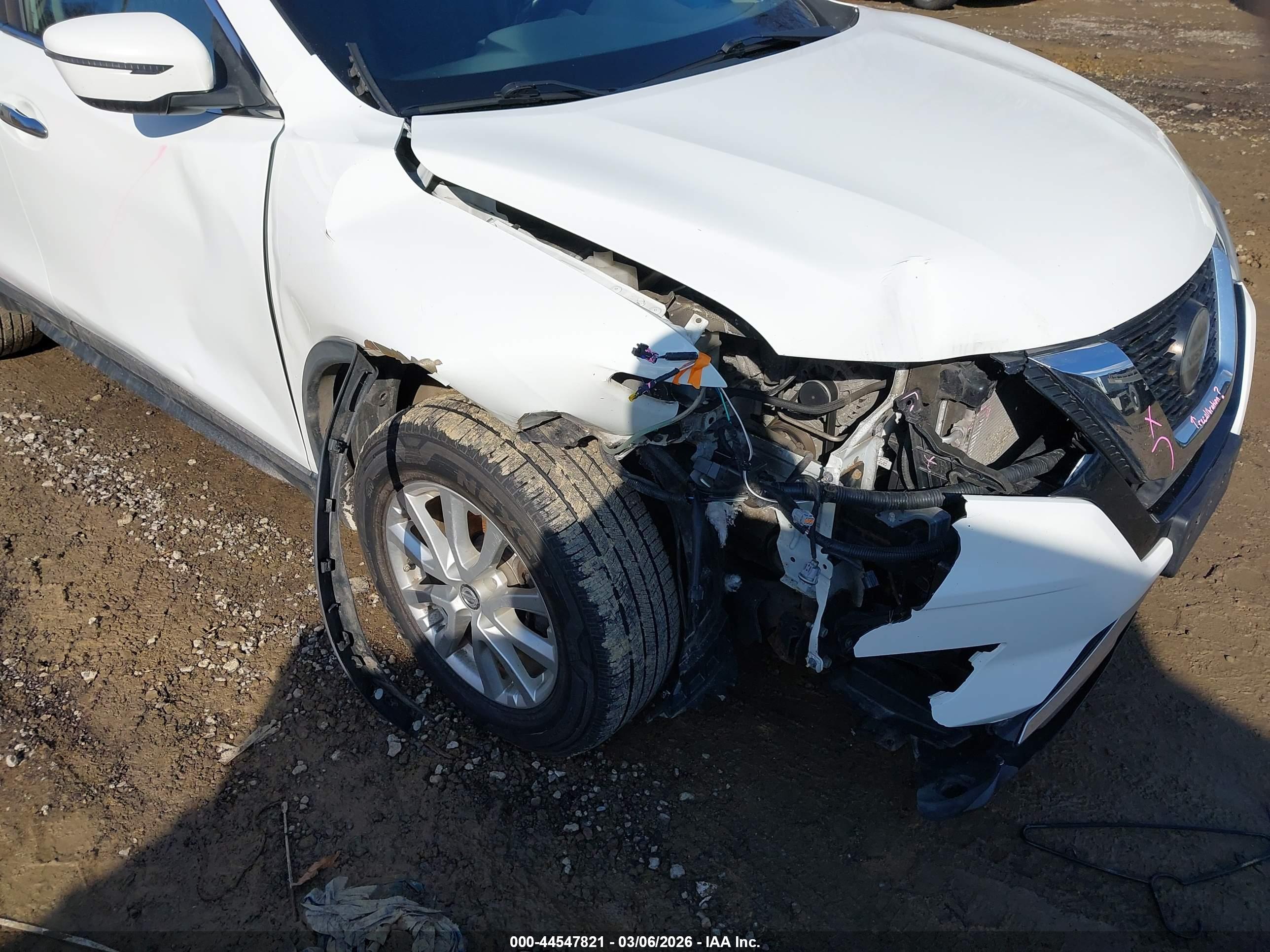 NISSAN ROGUE image 6