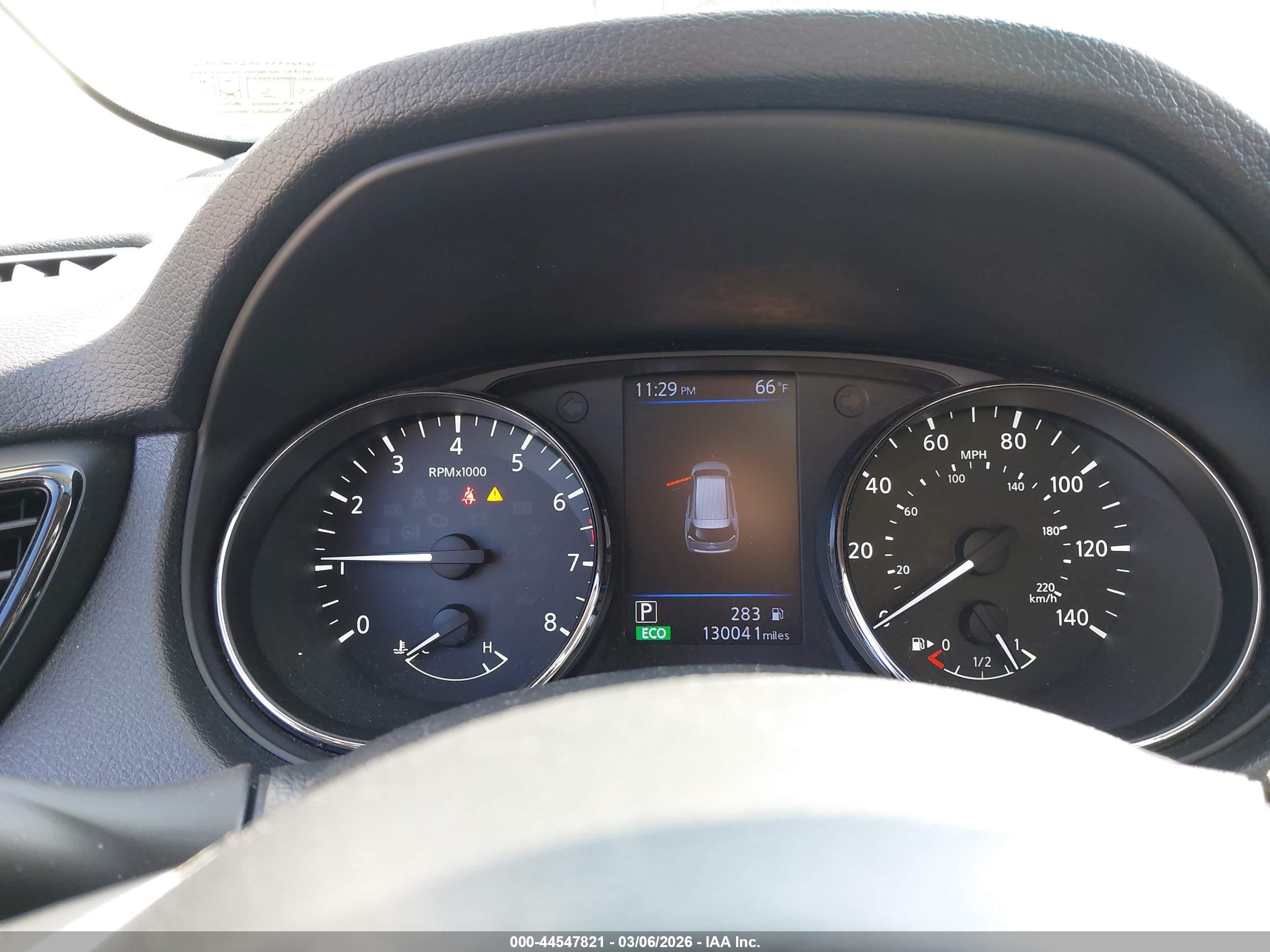 NISSAN ROGUE image 7