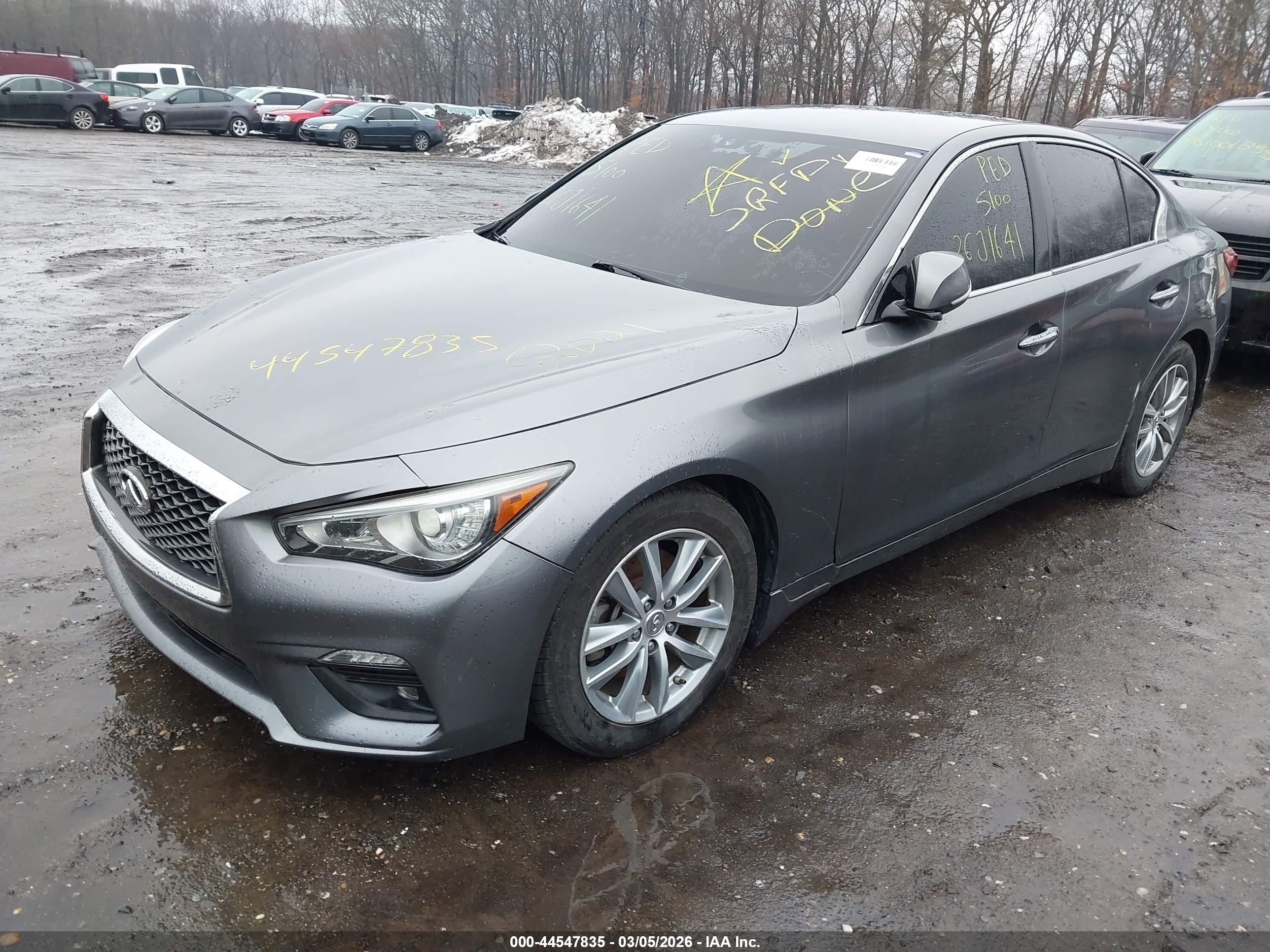 INFINITI Q50 image 2