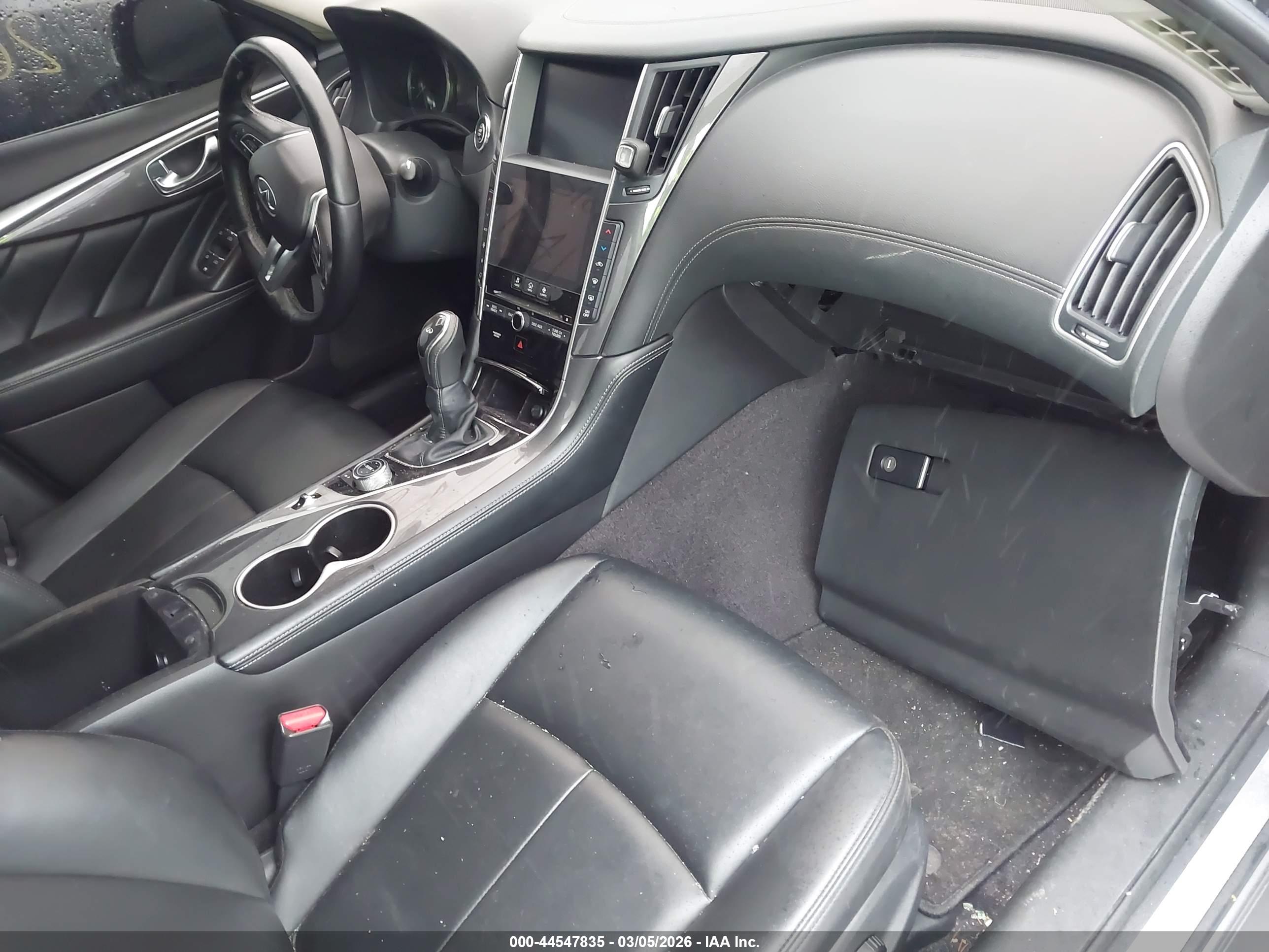 INFINITI Q50 image 5