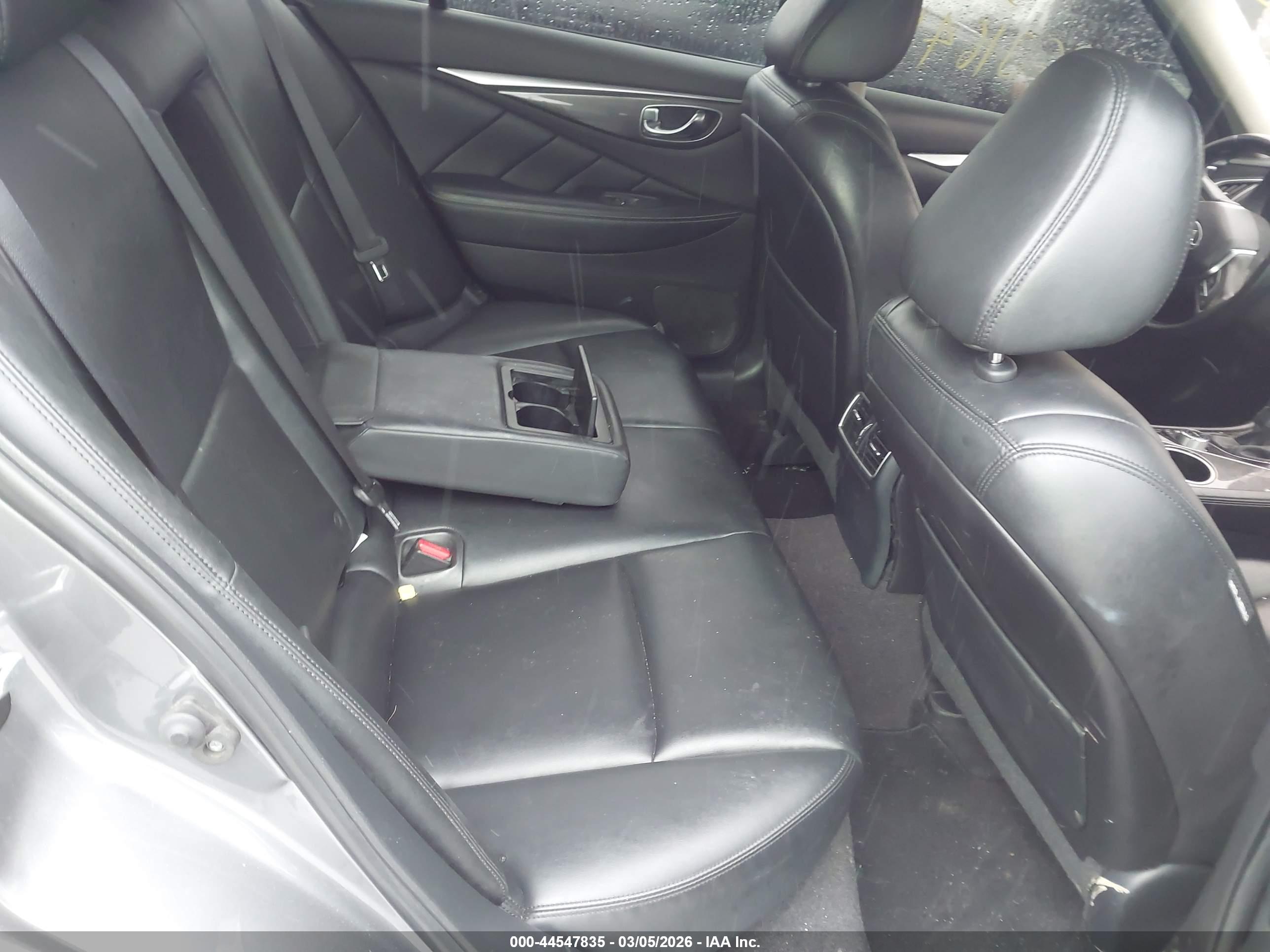 INFINITI Q50 image 8