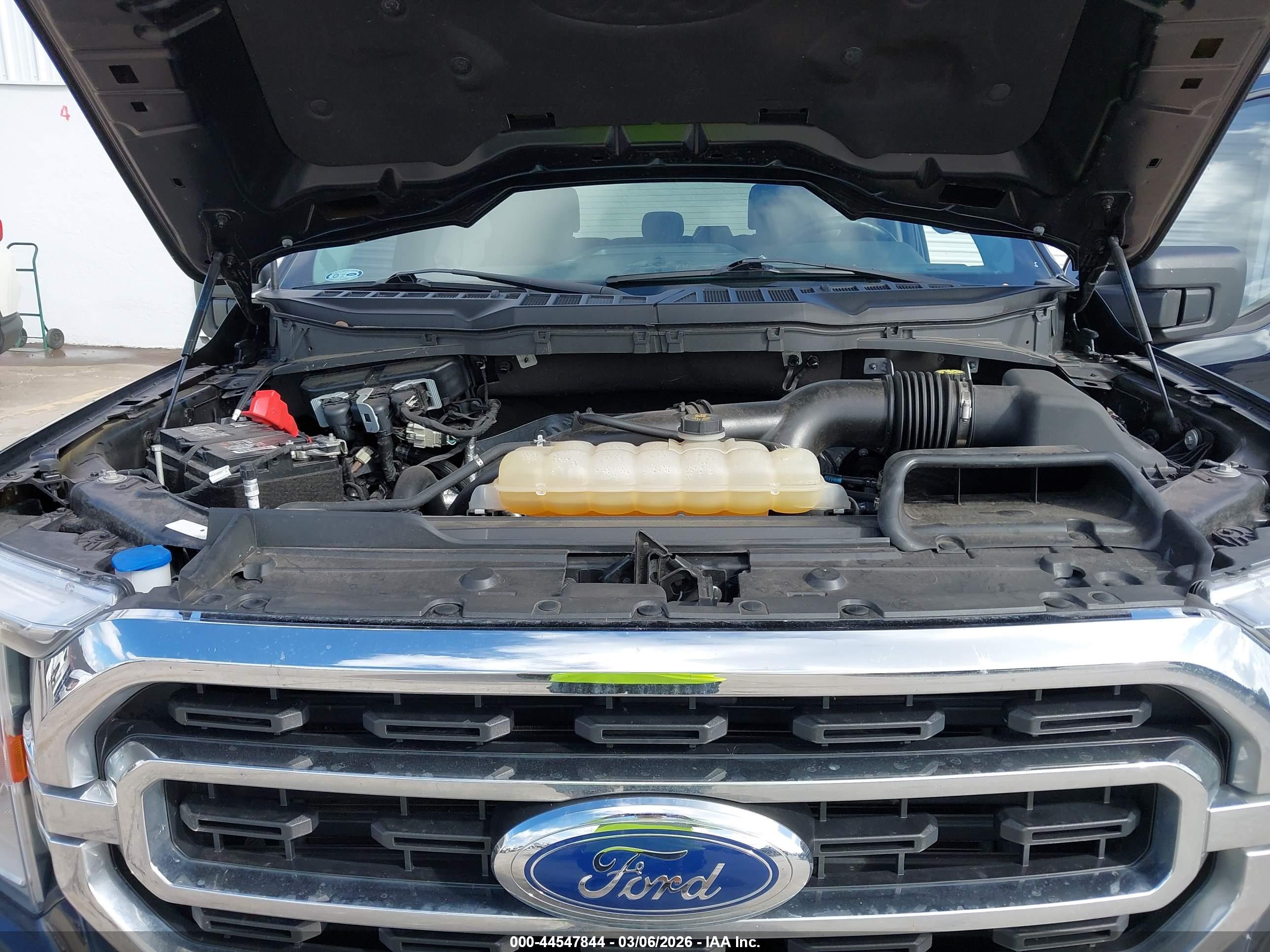FORD F-150 image 10