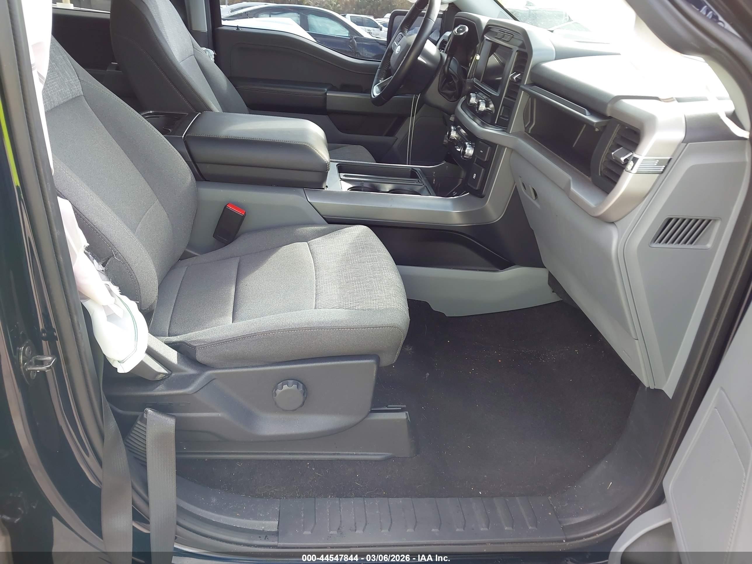FORD F-150 image 5