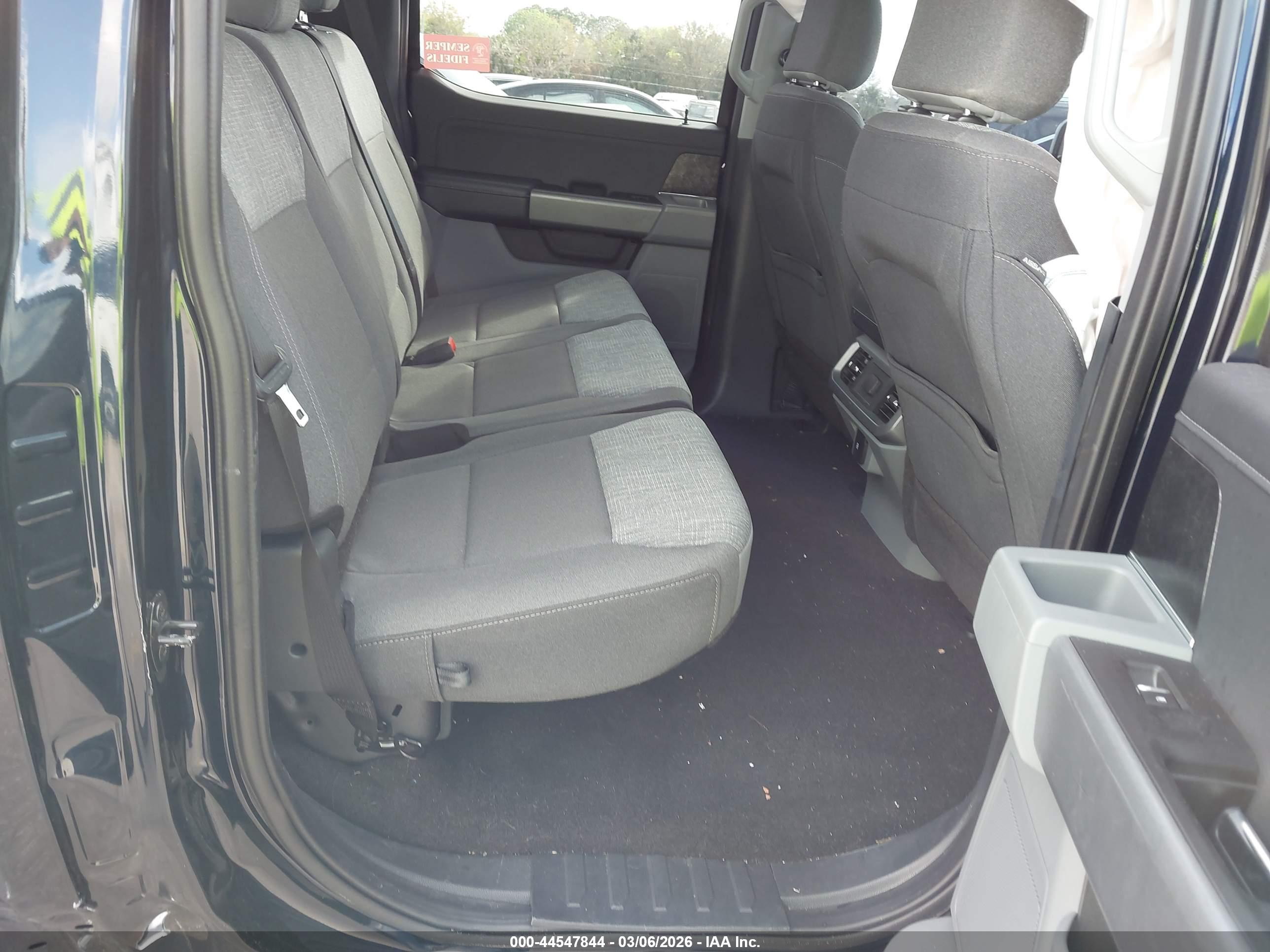 FORD F-150 image 8