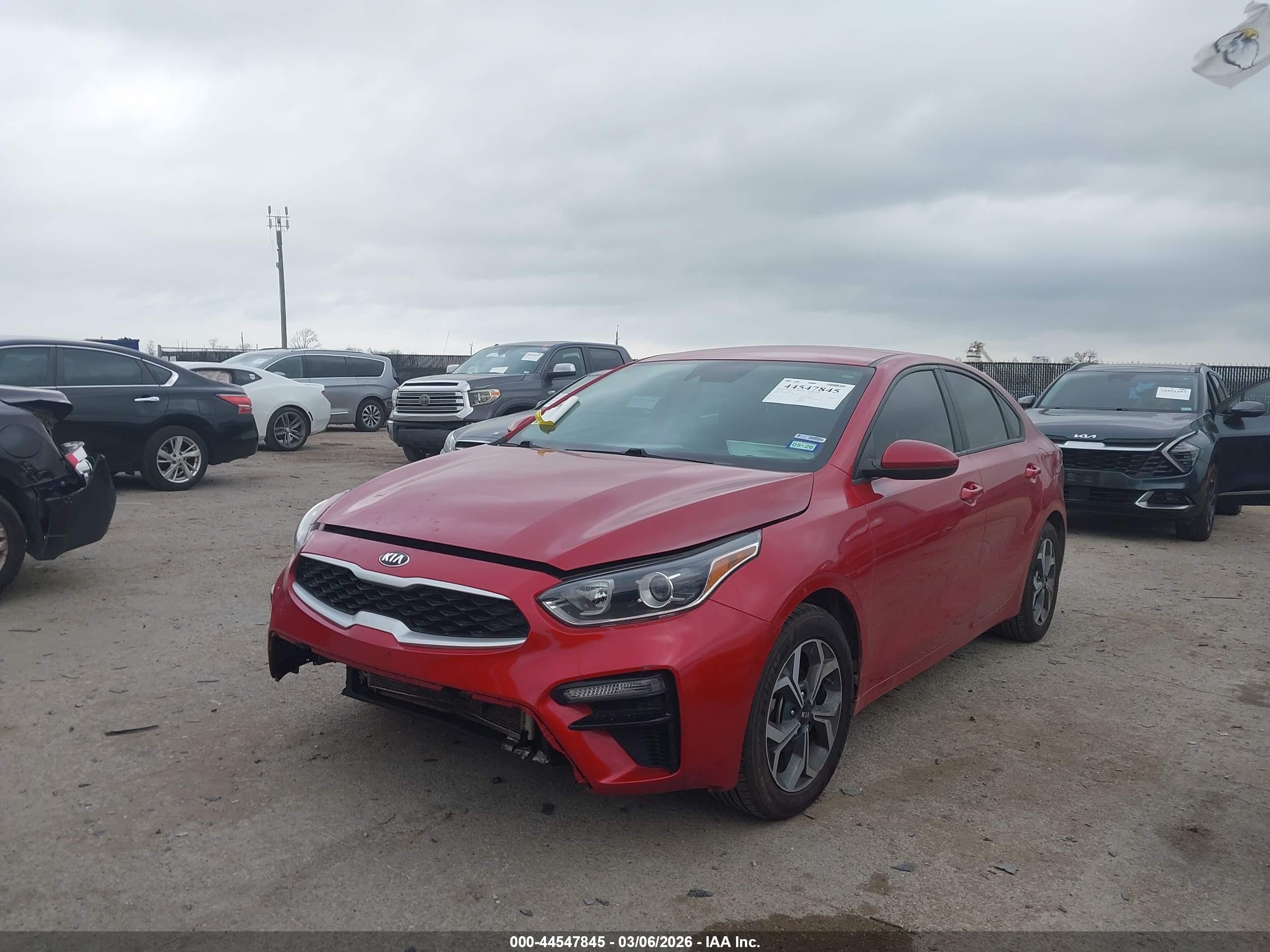 KIA FORTE image 2
