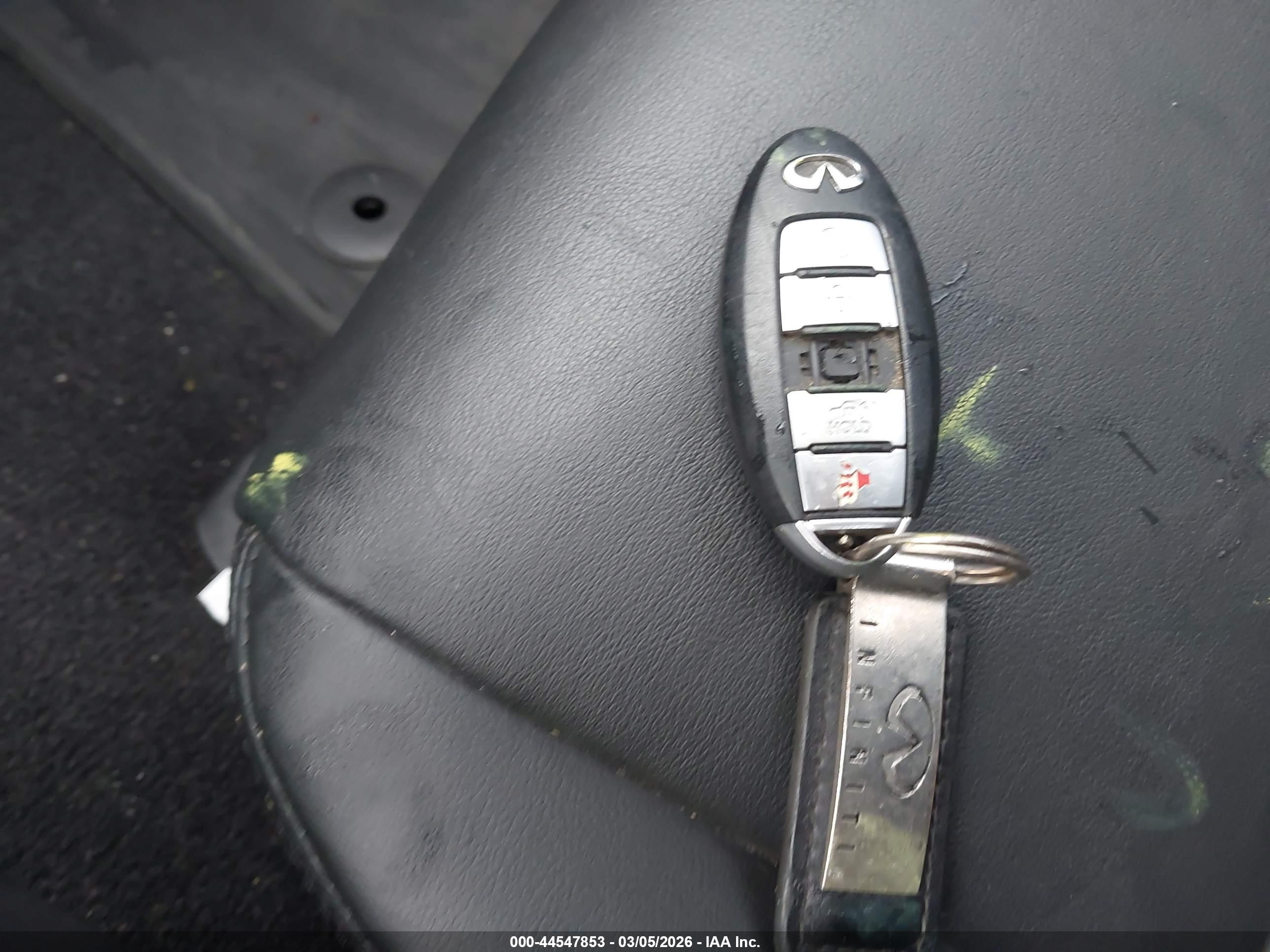 INFINITI Q50 image 11