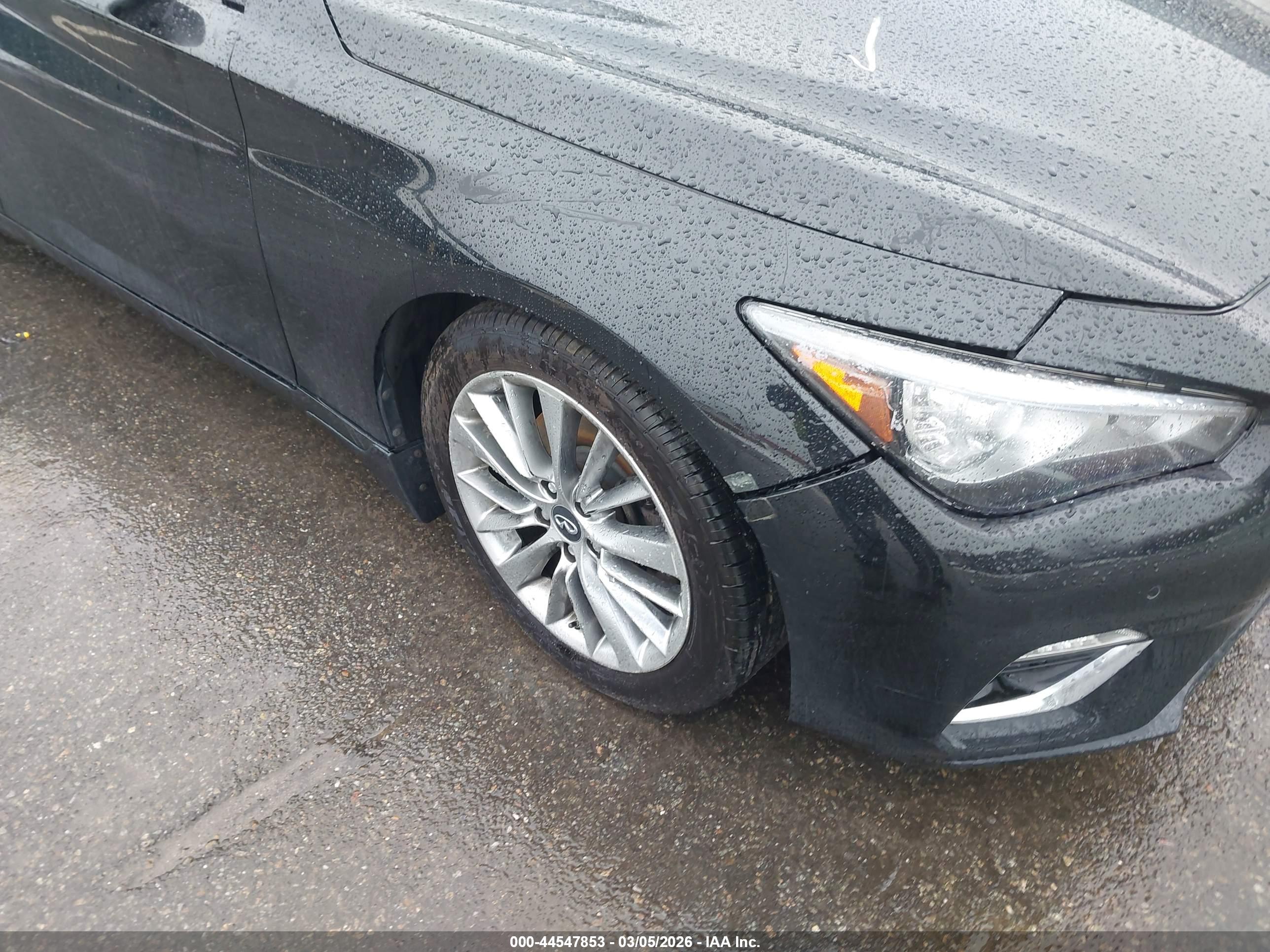 INFINITI Q50 image 6
