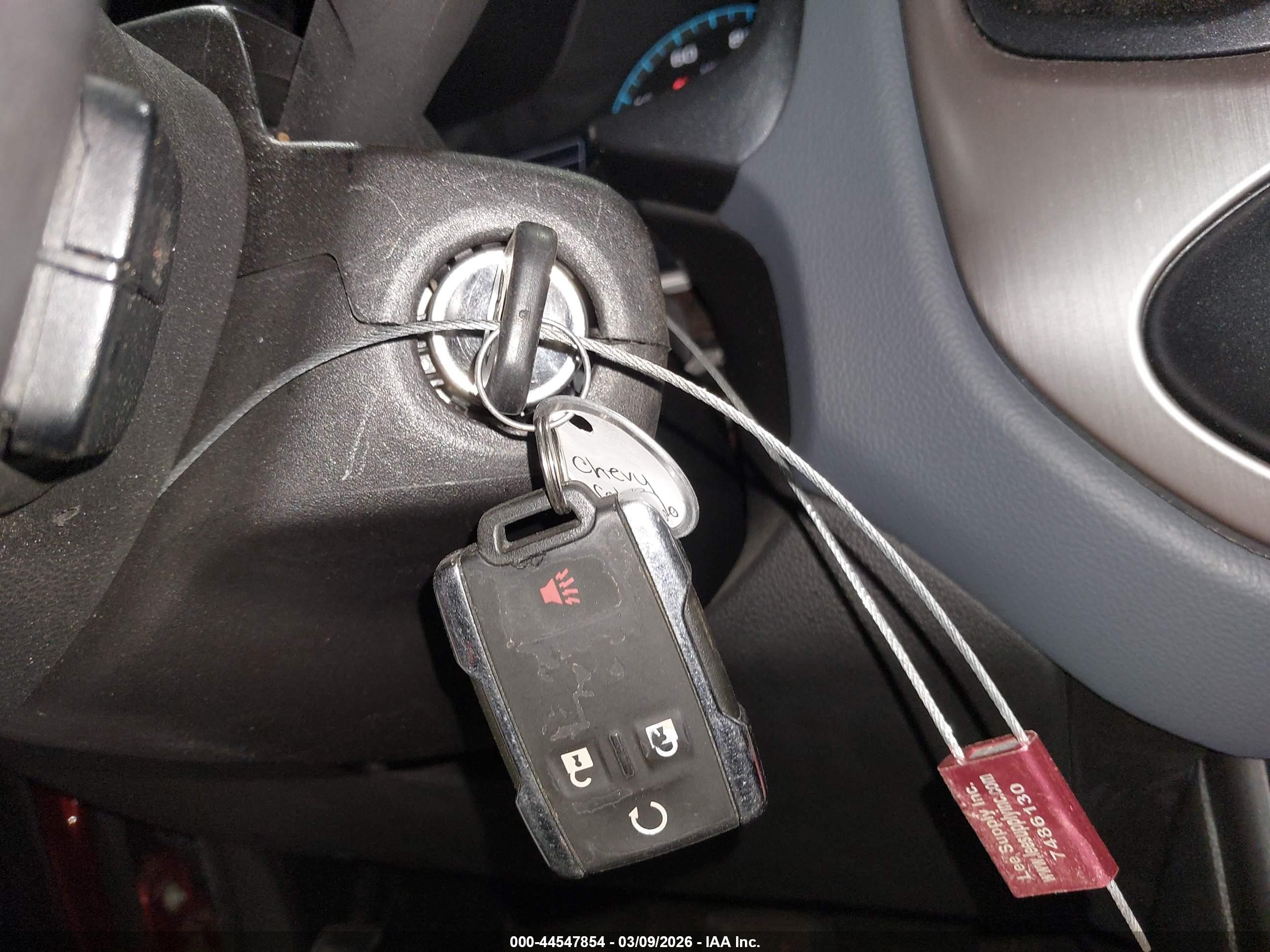 CHEVROLET COLORADO image 11