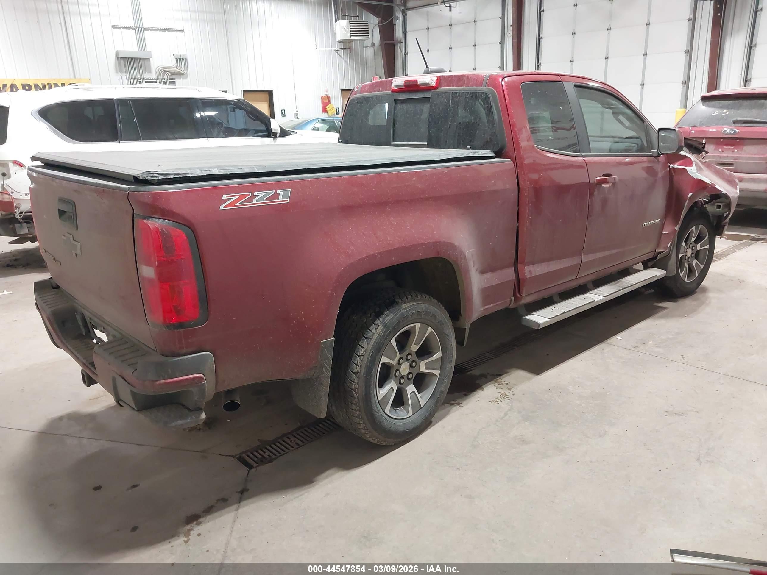 CHEVROLET COLORADO image 4