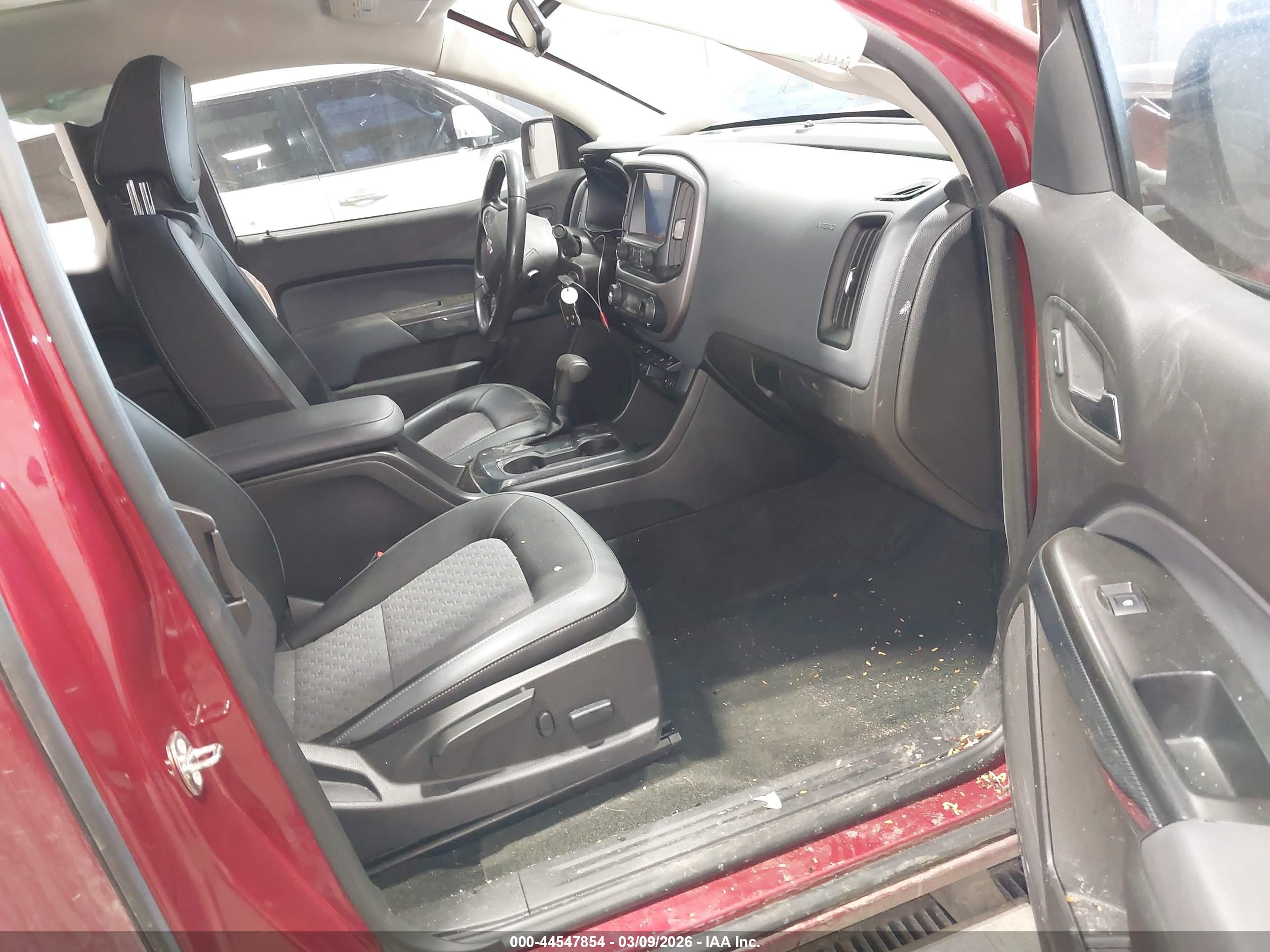 CHEVROLET COLORADO image 5