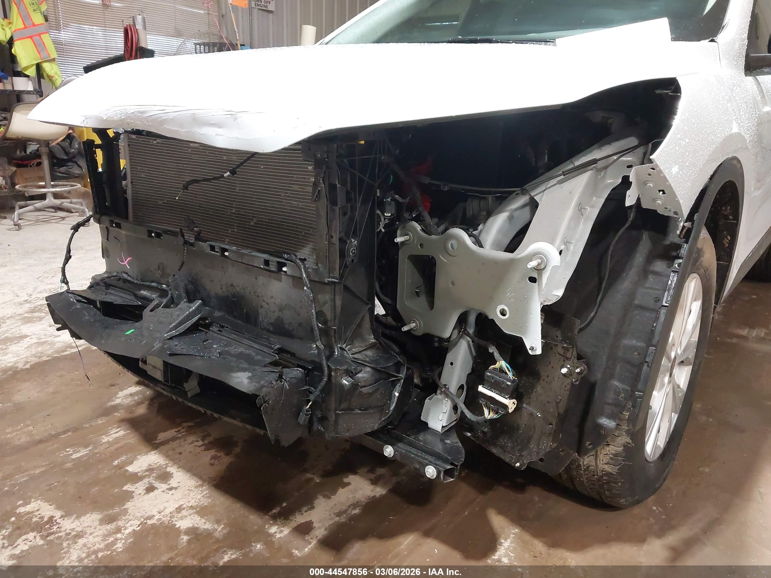 FORD ESCAPE image 6