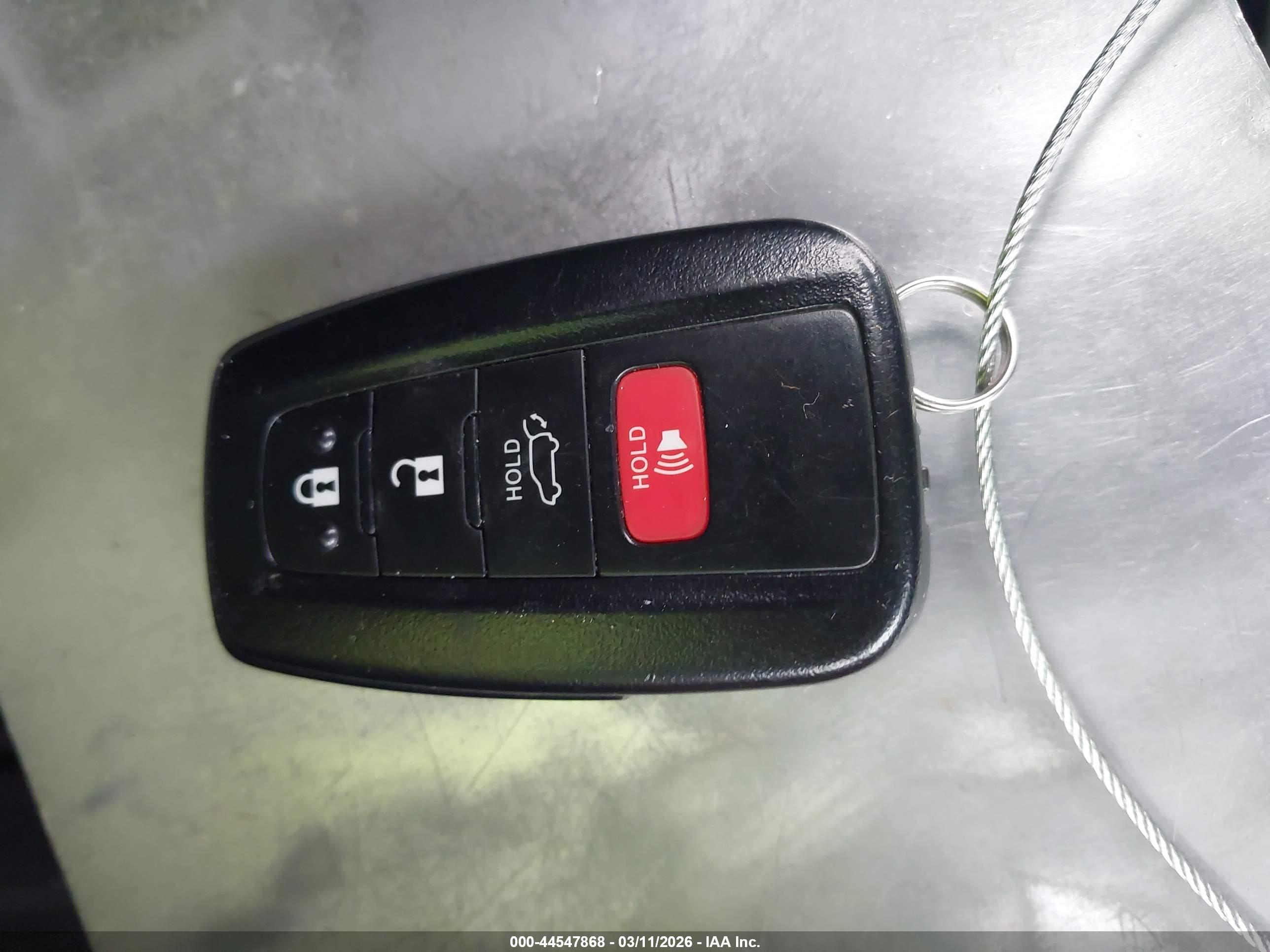 TOYOTA HIGHLANDER image 11