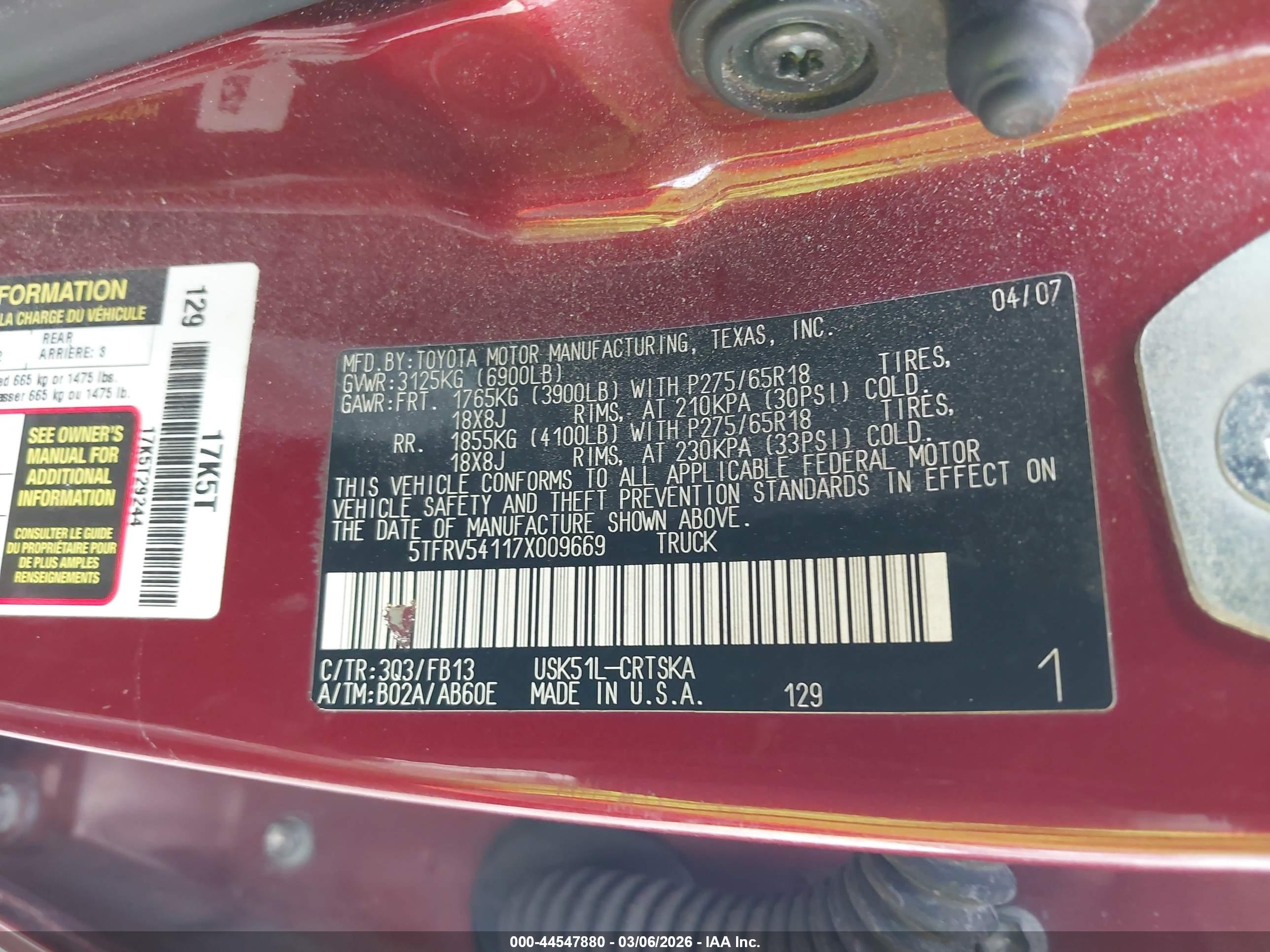 TOYOTA TUNDRA image 9