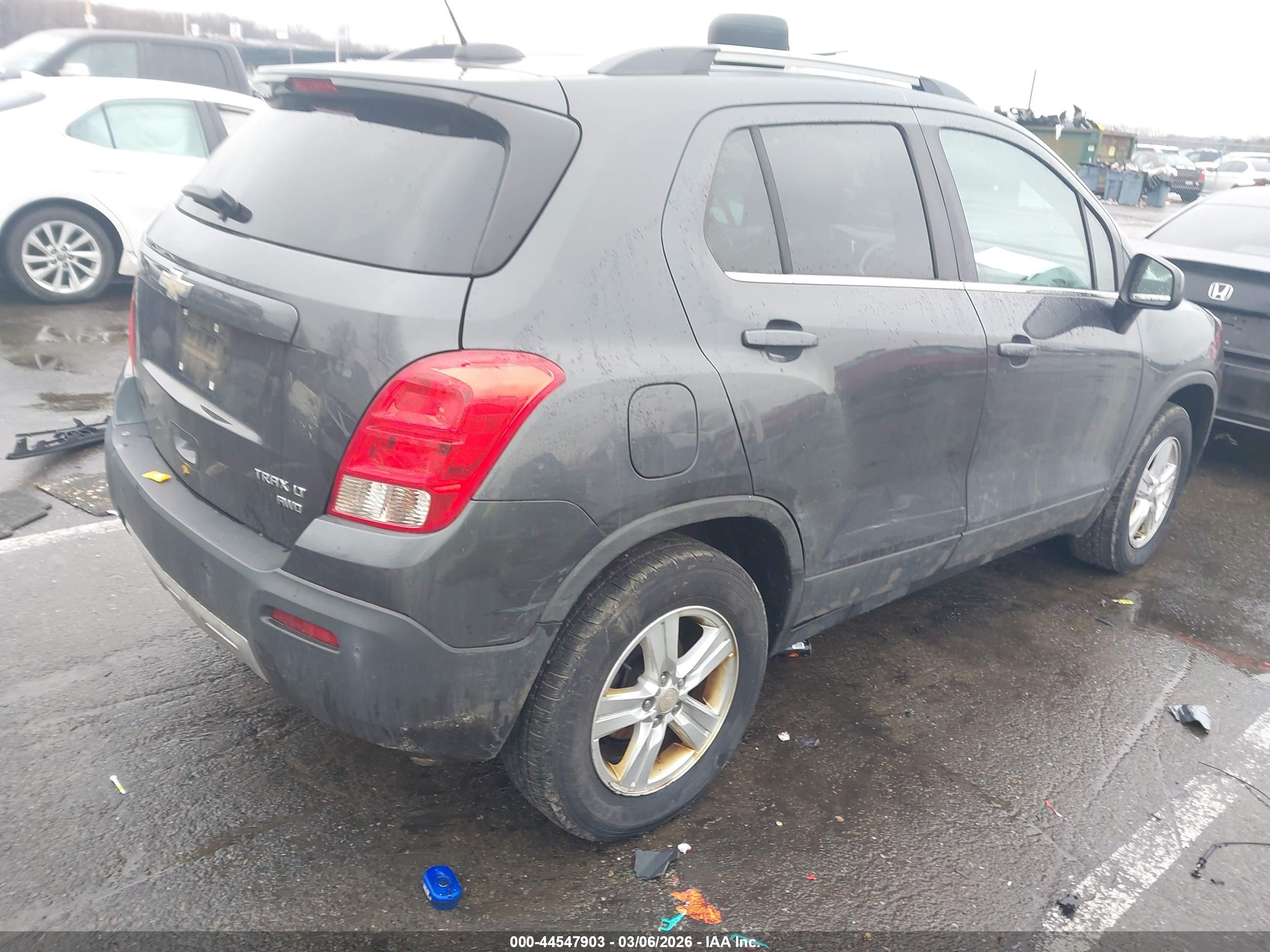CHEVROLET TRAX image 4