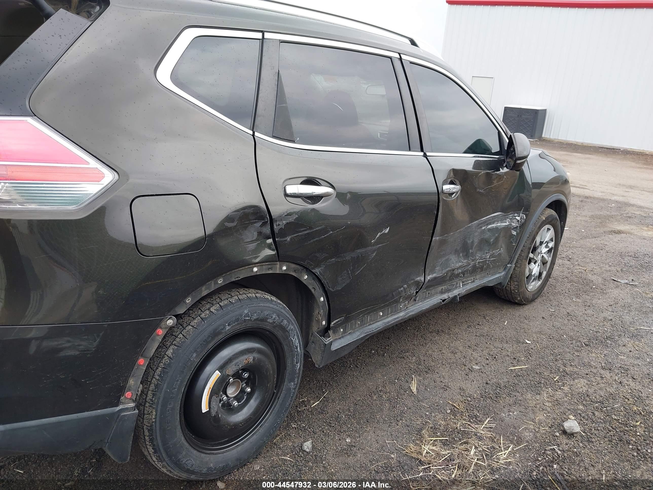 NISSAN ROGUE image 6