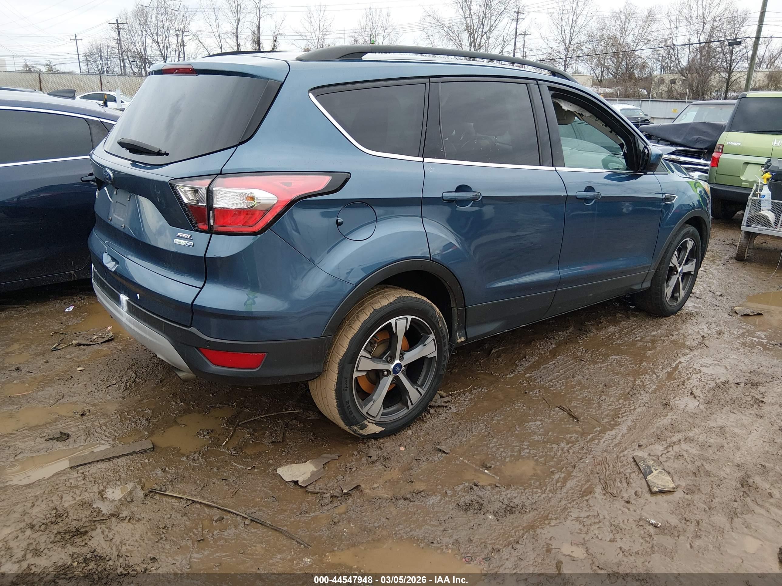 FORD ESCAPE image 4