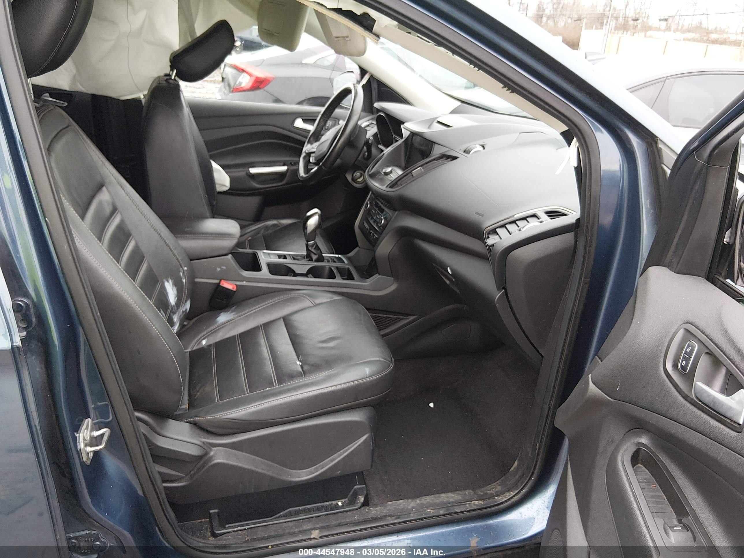 FORD ESCAPE image 5