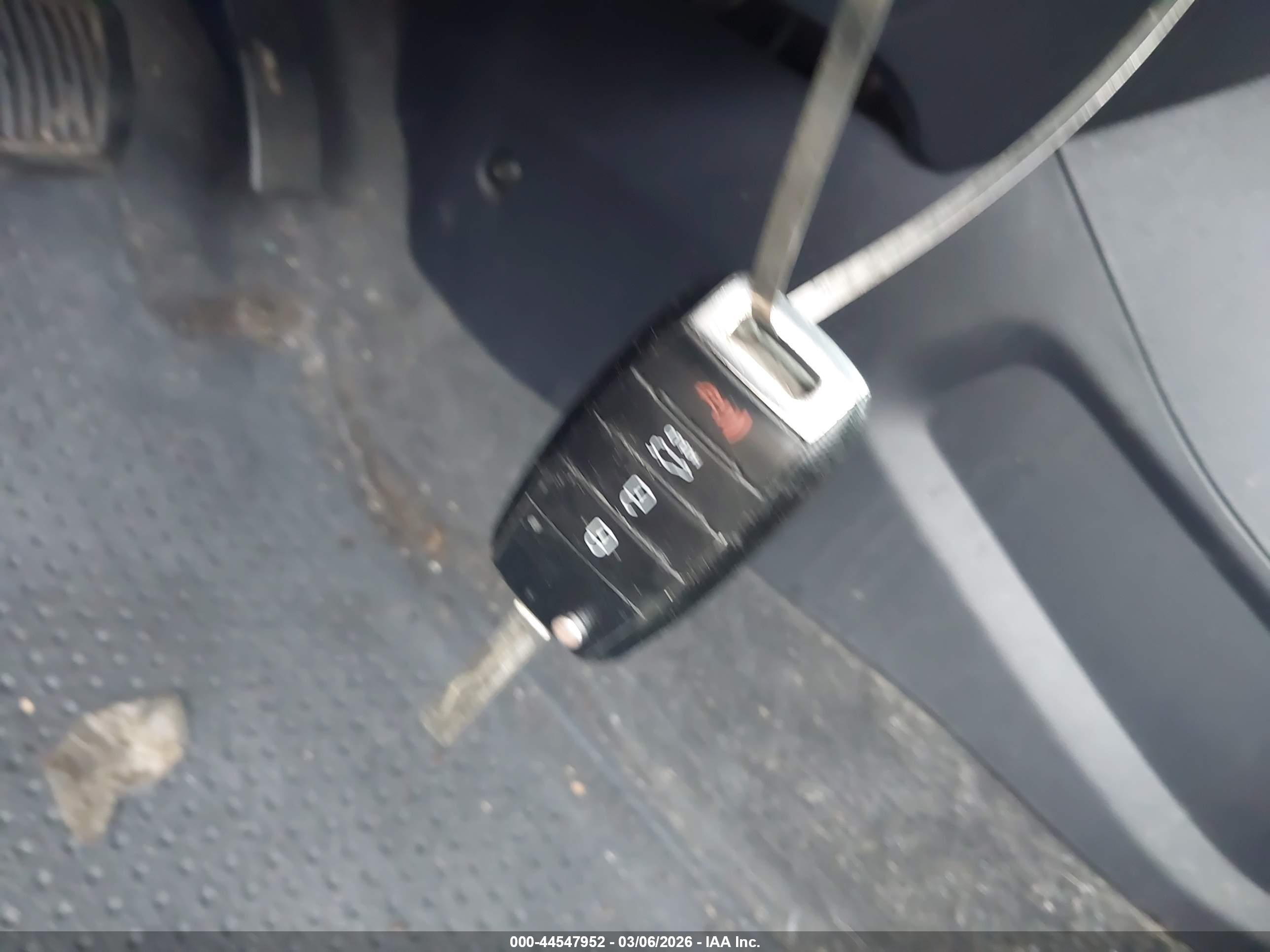 KIA RIO image 11