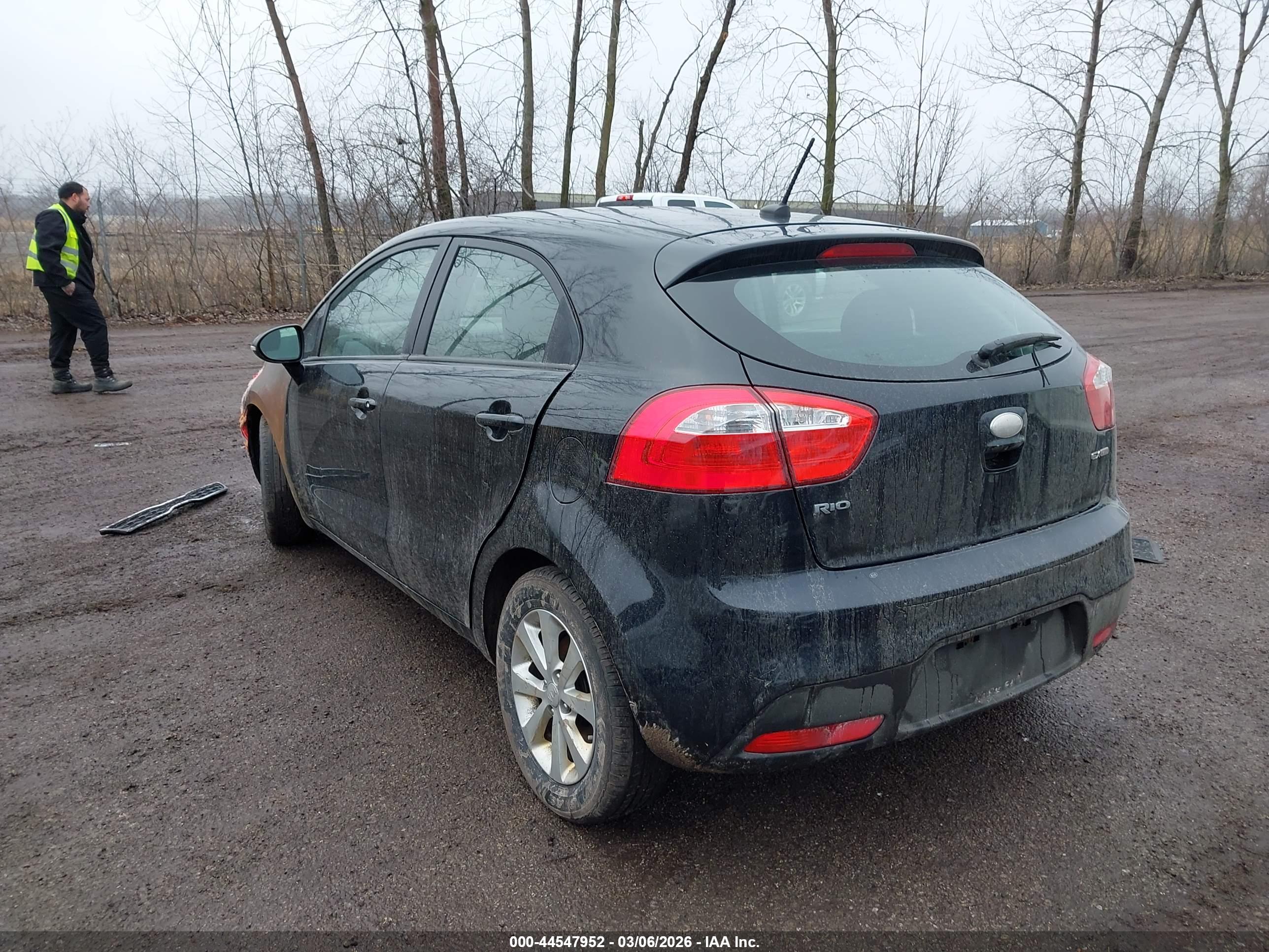 KIA RIO image 3