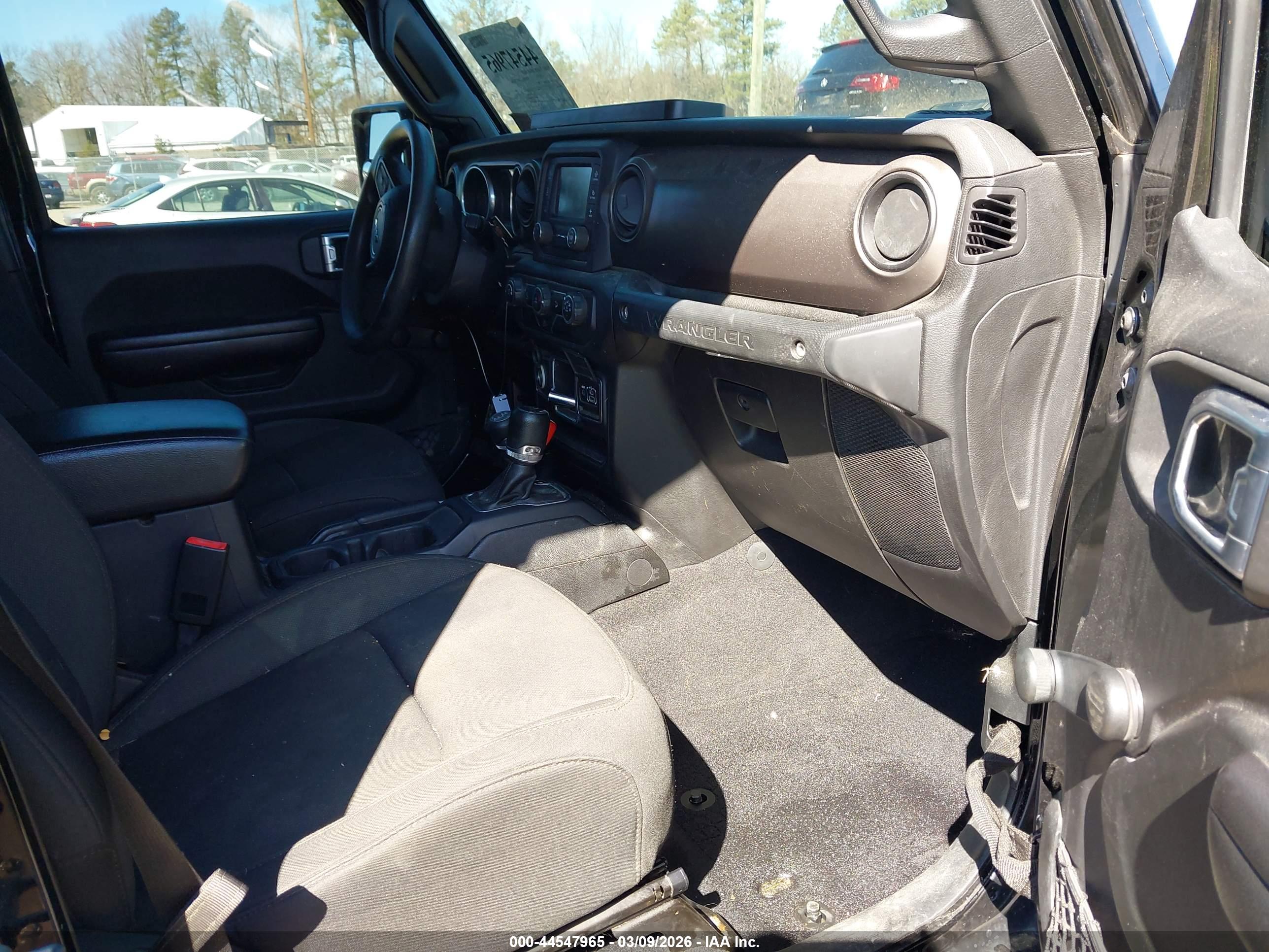 JEEP WRANGLER image 5