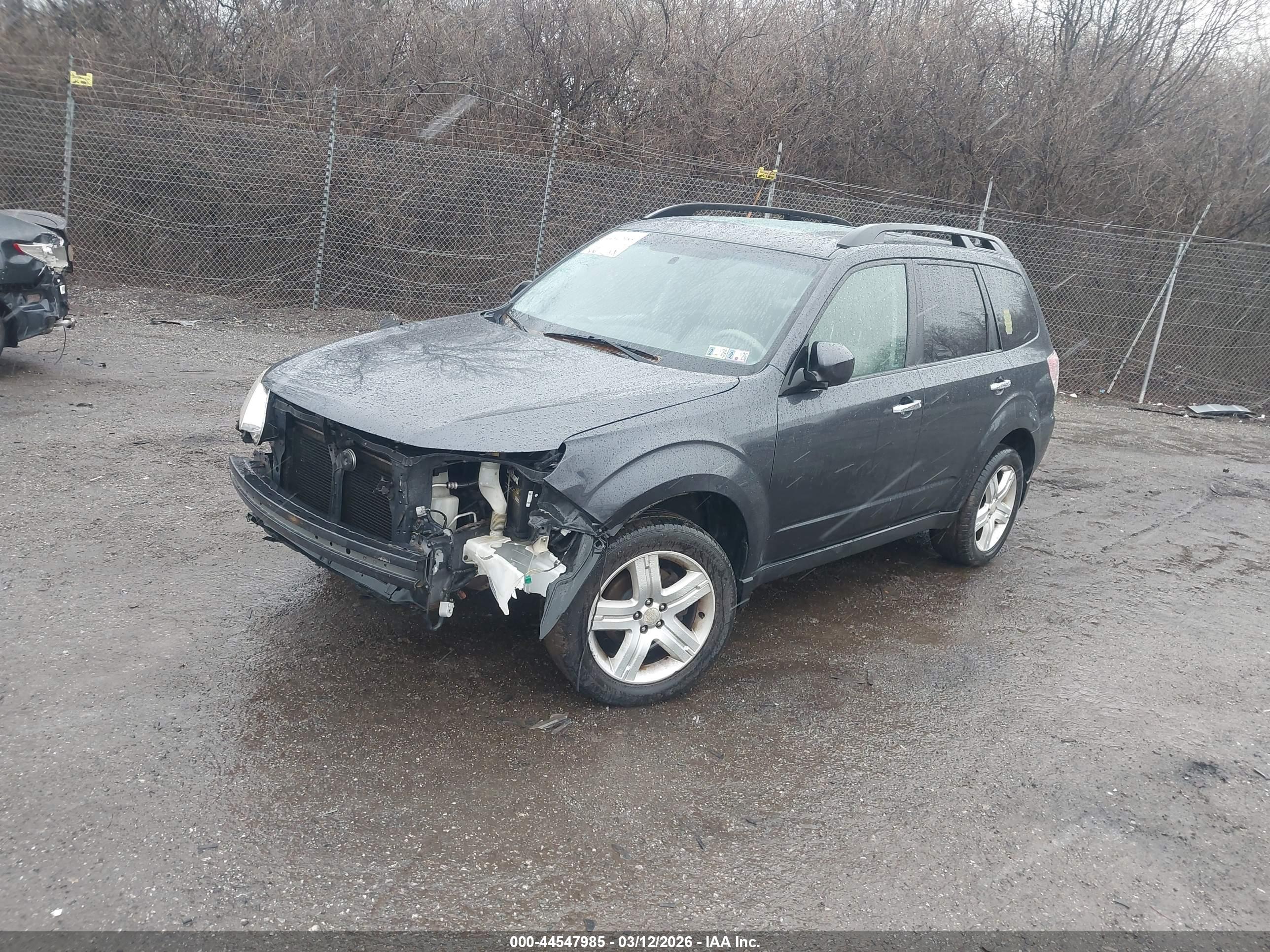 SUBARU FORESTER image 2