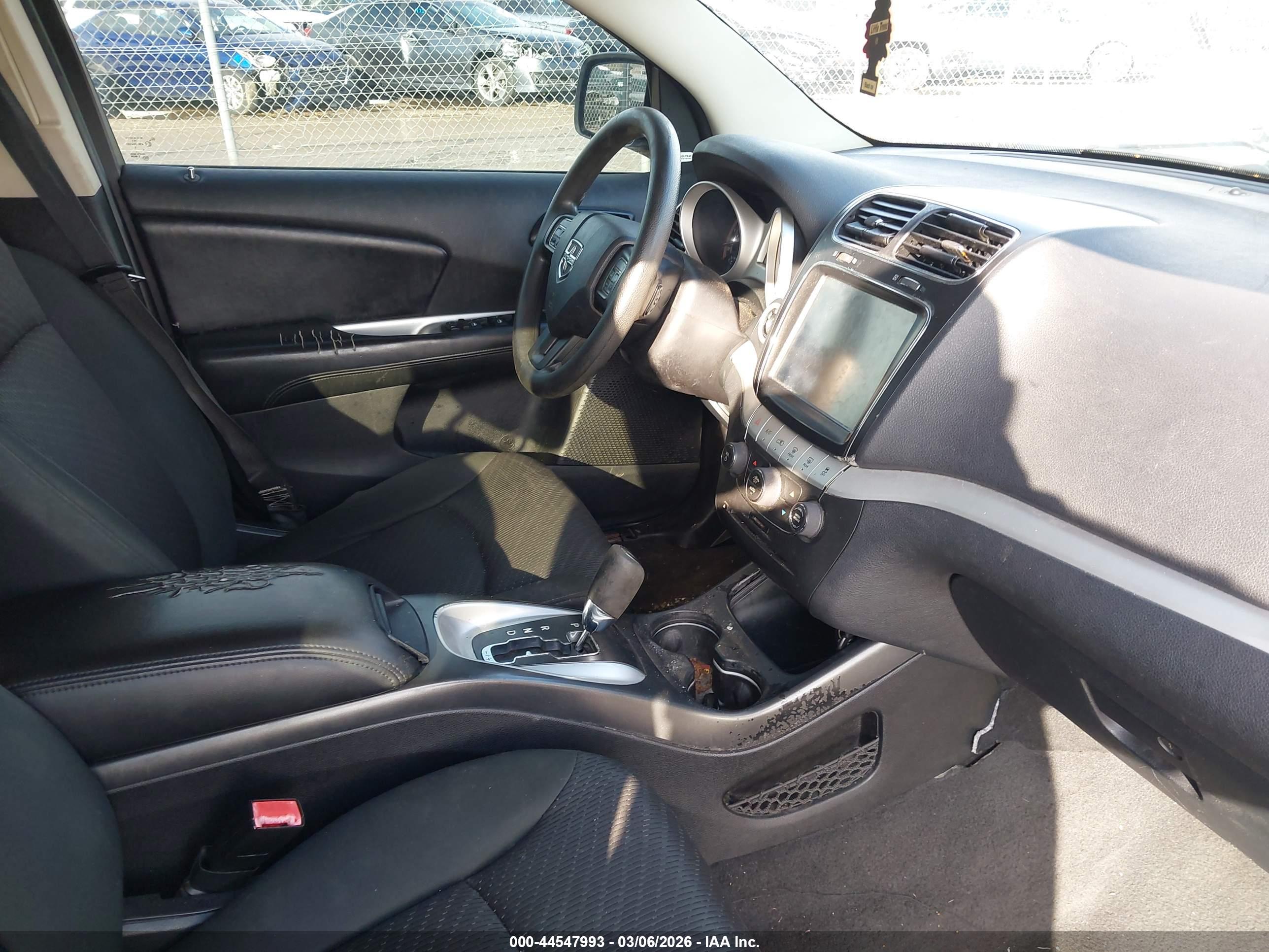 DODGE JOURNEY image 5