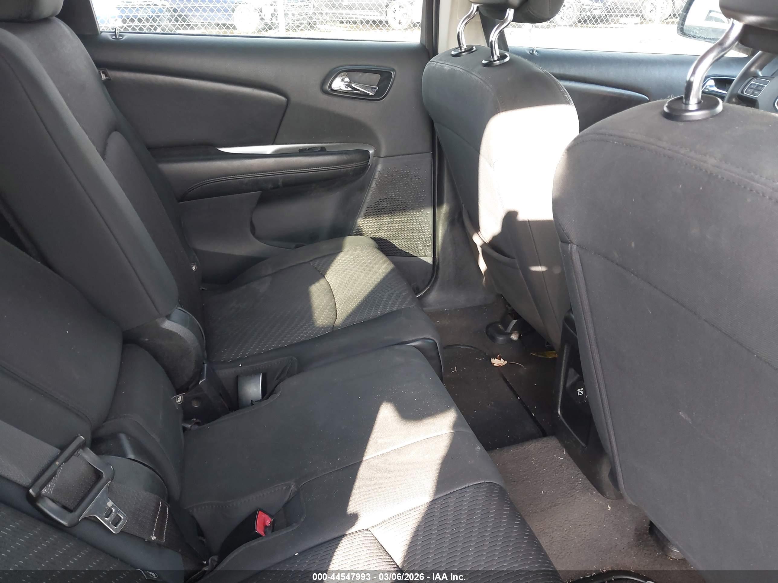 DODGE JOURNEY image 8