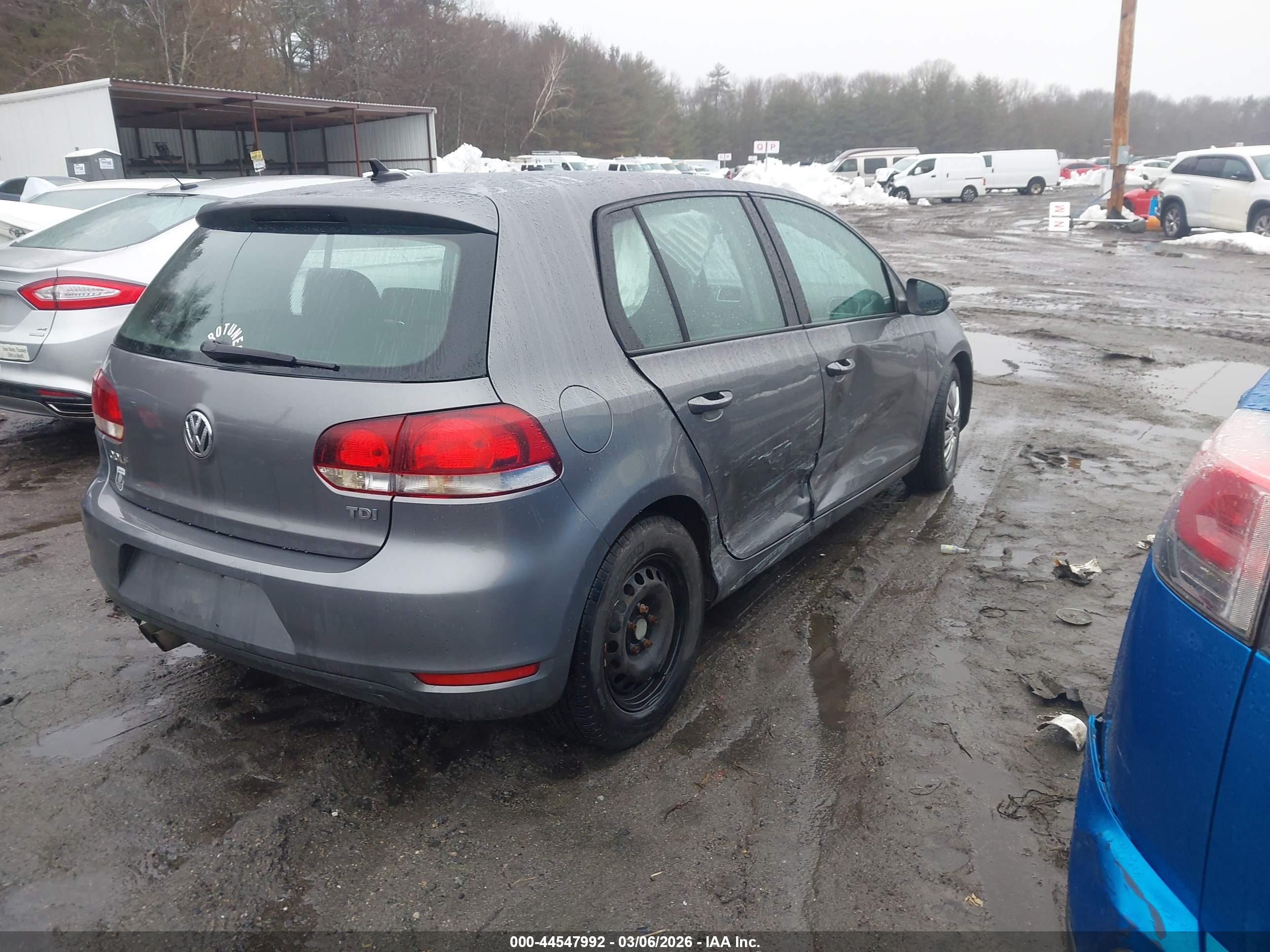 VOLKSWAGEN GOLF image 4