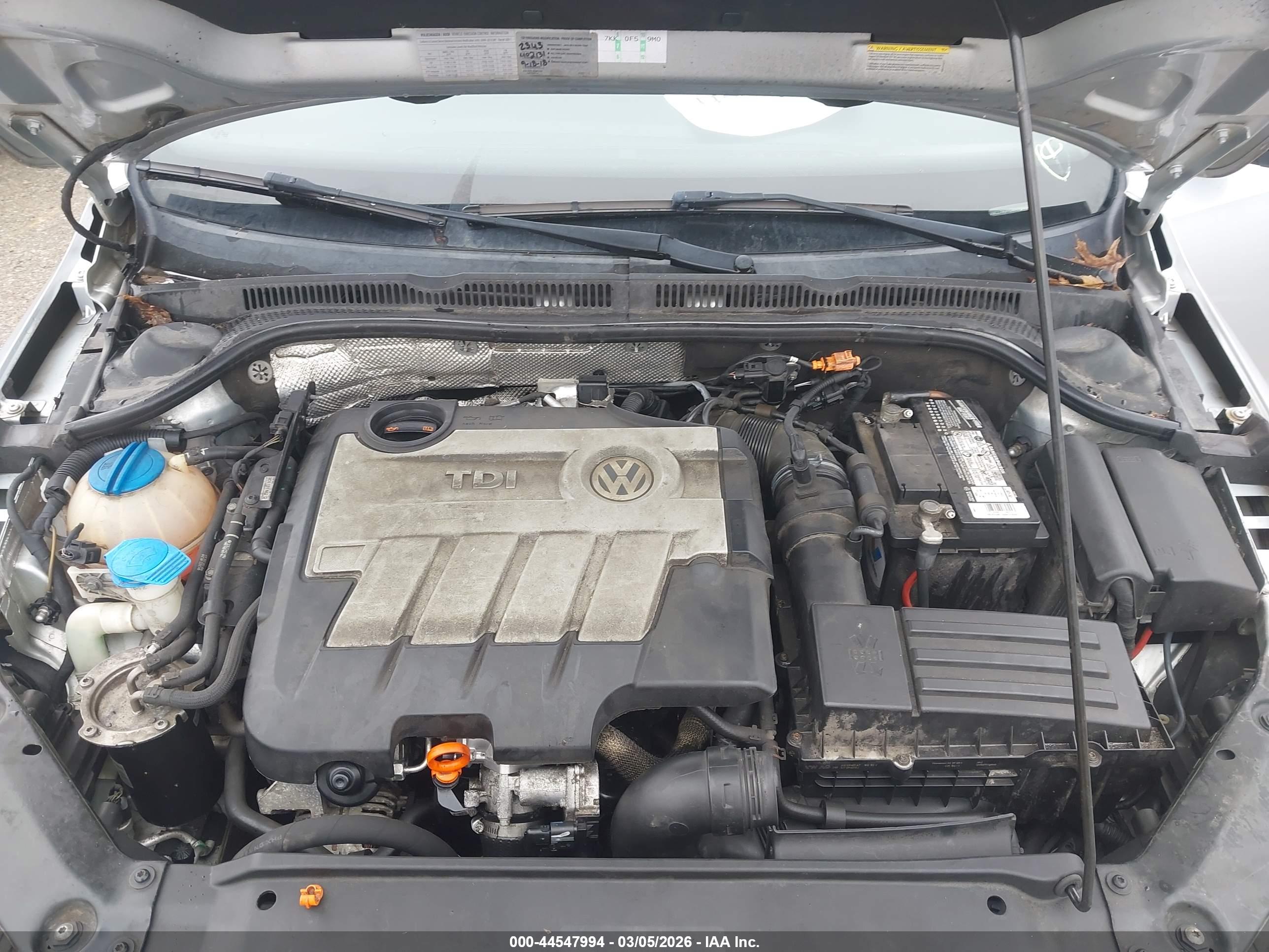 VOLKSWAGEN JETTA image 10