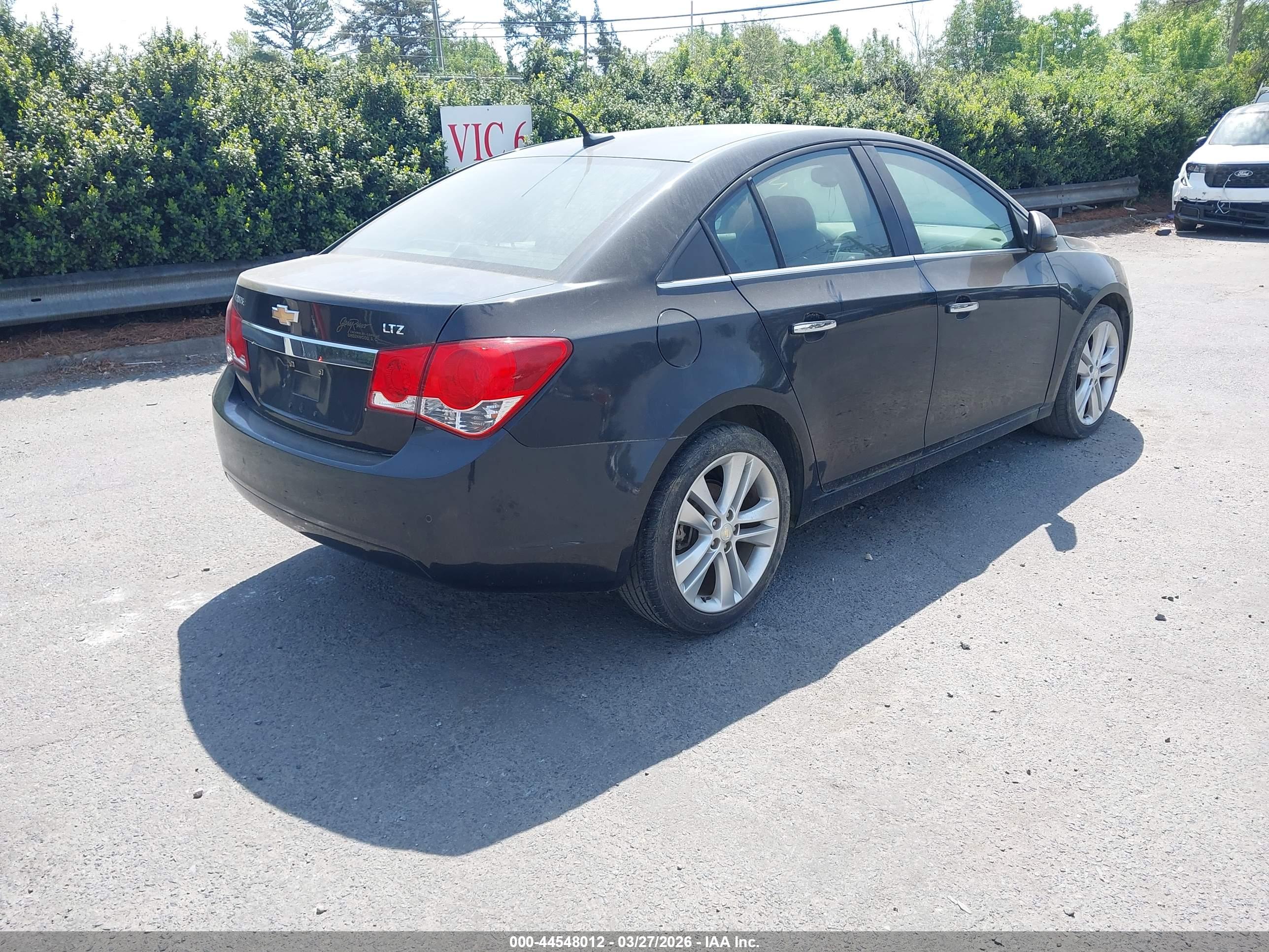 CHEVROLET CRUZE image 4