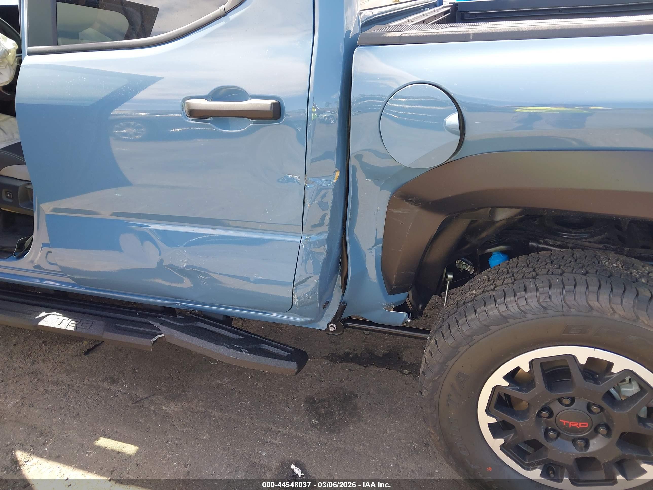TOYOTA TACOMA image 6