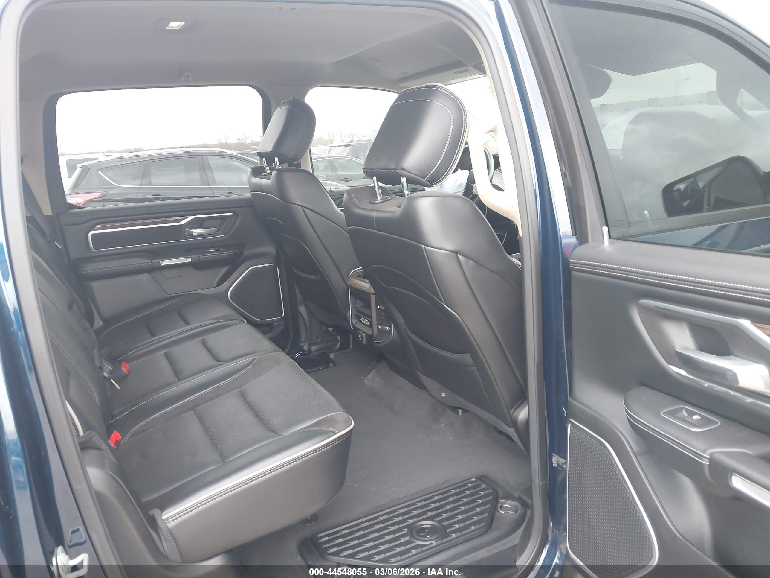 RAM 1500 image 8