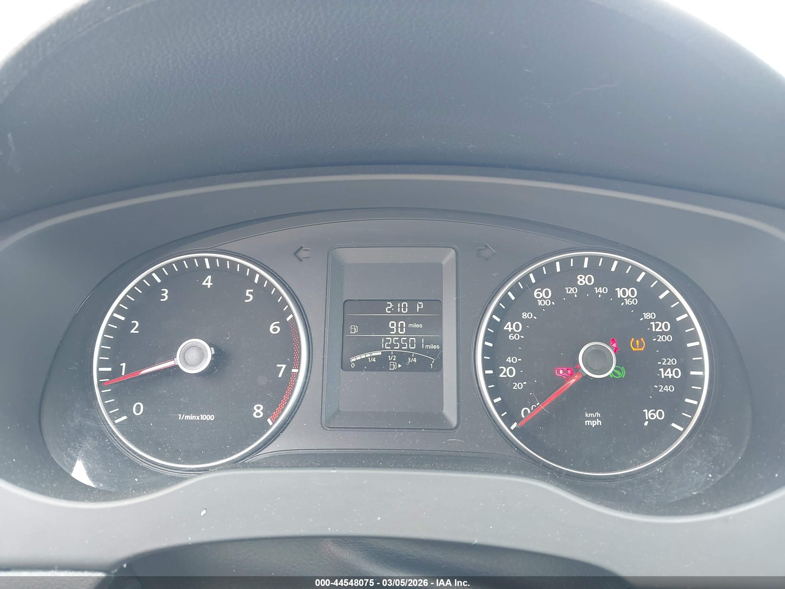 VOLKSWAGEN JETTA image 7