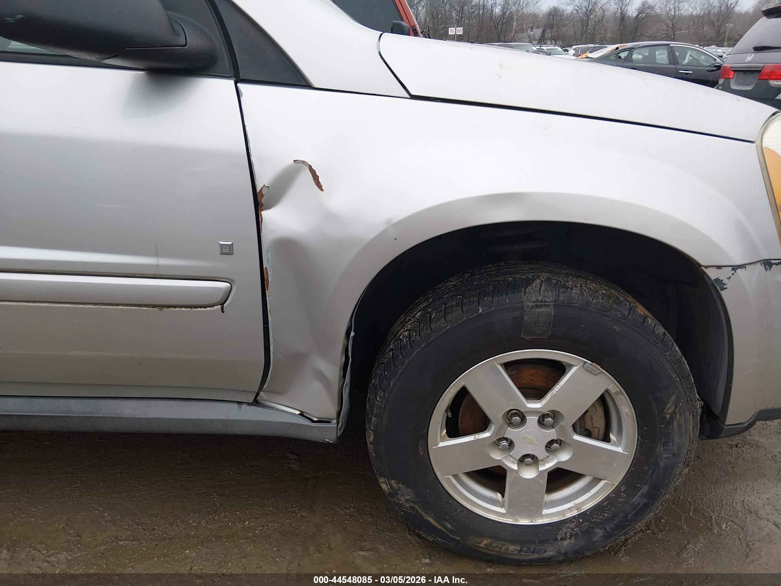 CHEVROLET EQUINOX image 6